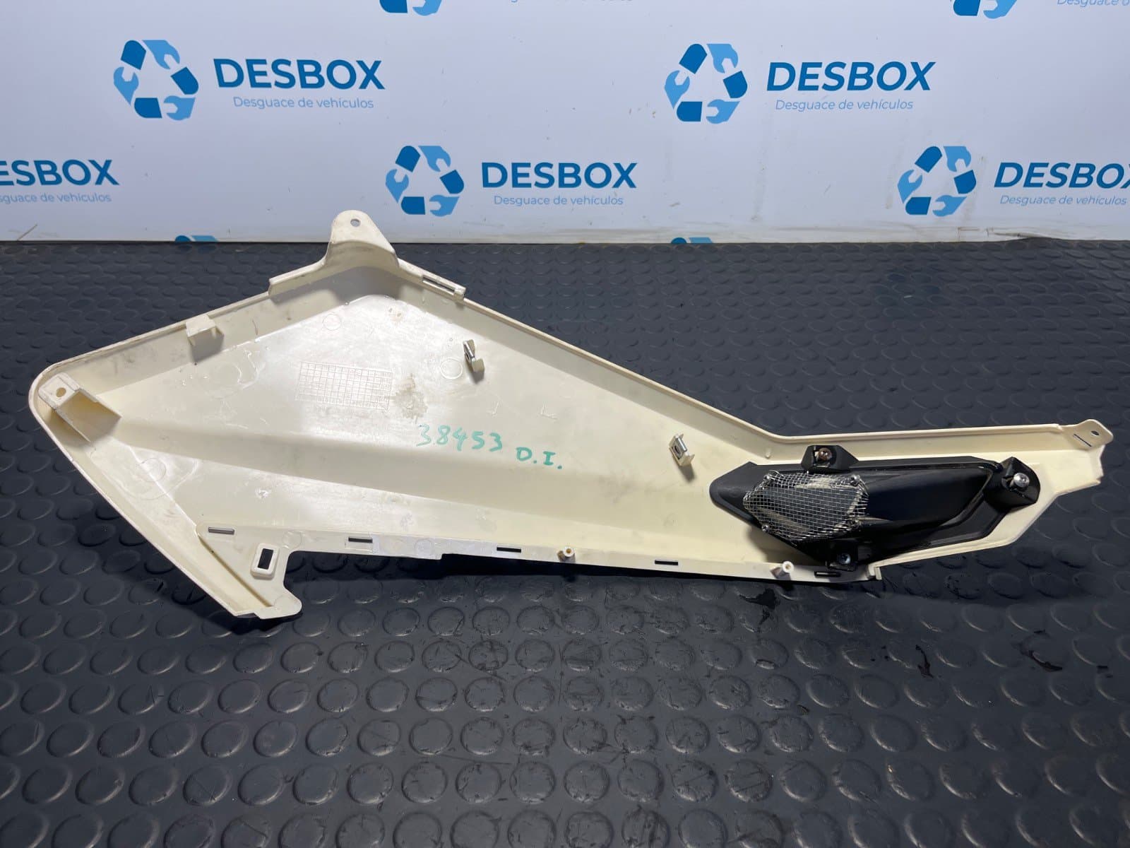Recambio de FRONTAL IZQUIERDO para WOTTAN STORM SY125T 1P52QMI - BLANCO 2