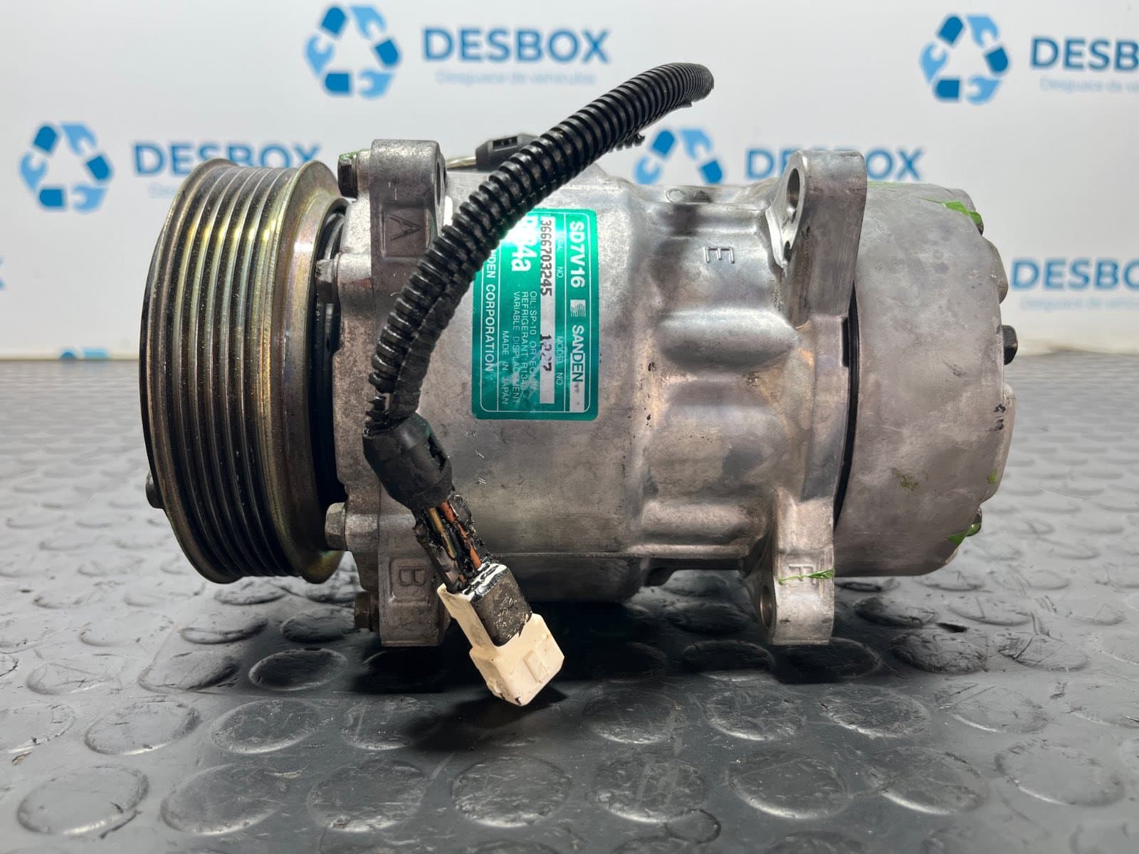 Recambio de COMPRESOR AIRE ACONDICIONADO para CITROEN BERLINGO D9B referencia OEM IAM 1227