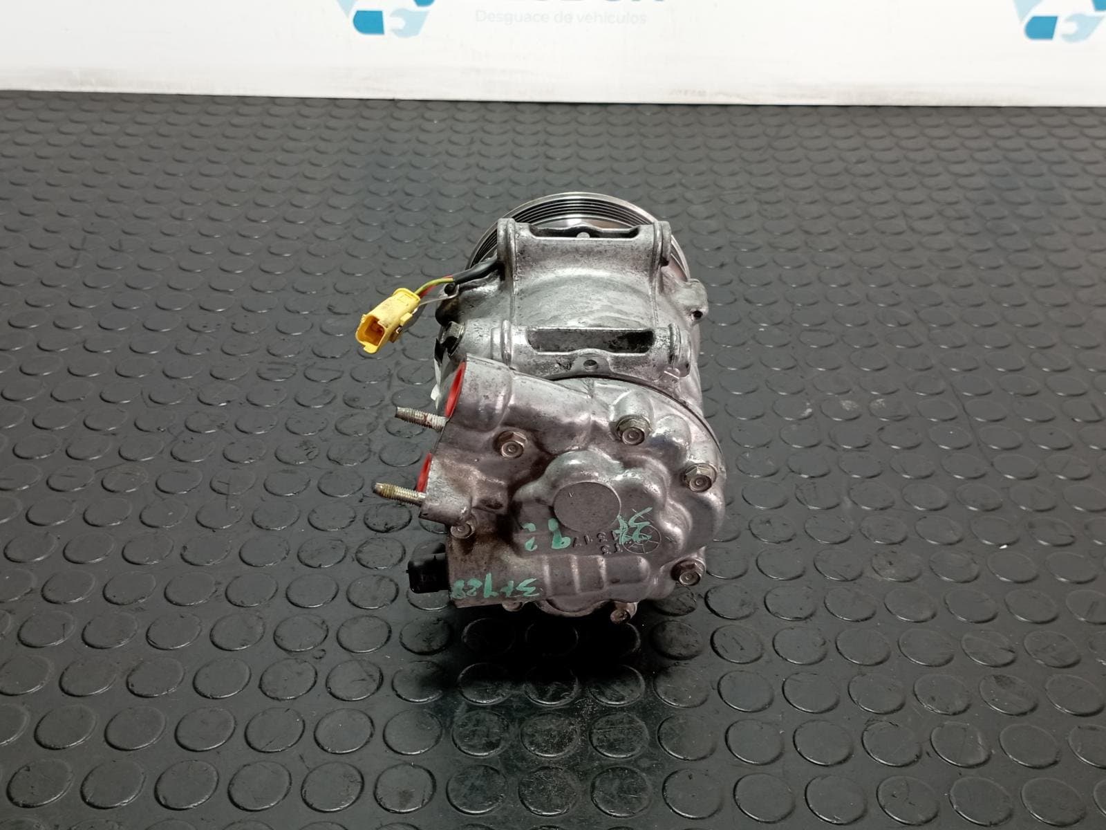 Recambio de COMPRESOR AIRE ACONDICIONADO para CITROEN C5 STATION WAGON 1.6 HDI 9HZ referencia OEM IAM 9670022180 - NEGRO 5