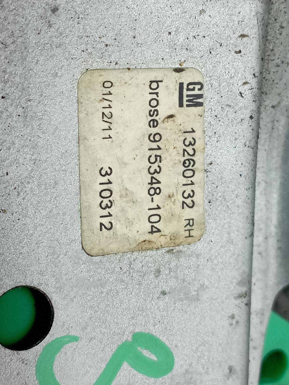 Recambio de ELEVALUNAS TRASERO DERECHO para OPEL ASTRA J LIM. * D-A17DTR referencia OEM IAM 915348104 - NEGRO 3