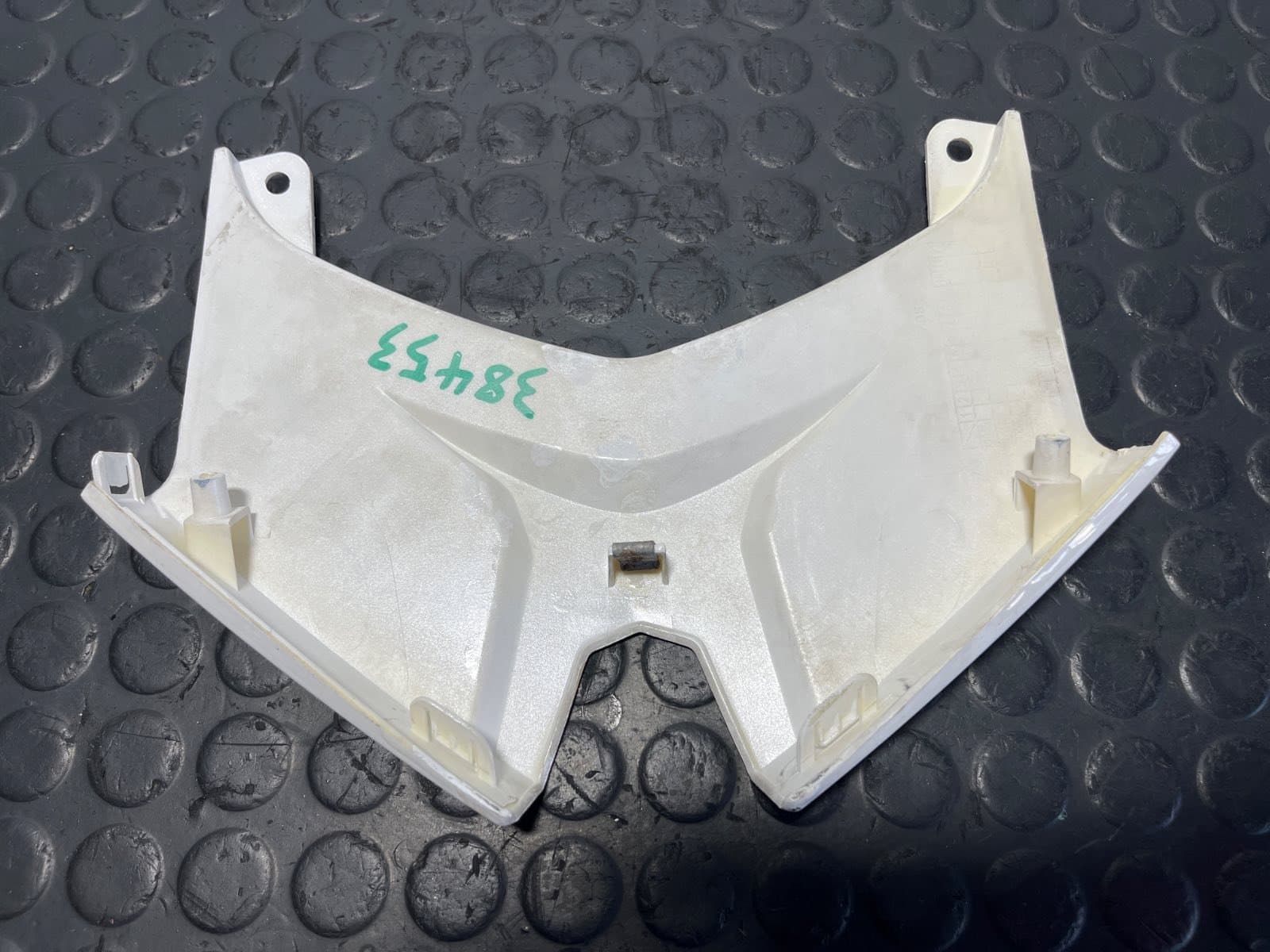 Recambio de MOLDURA para WOTTAN STORM SY125T 1P52QMI - BLANCO 3