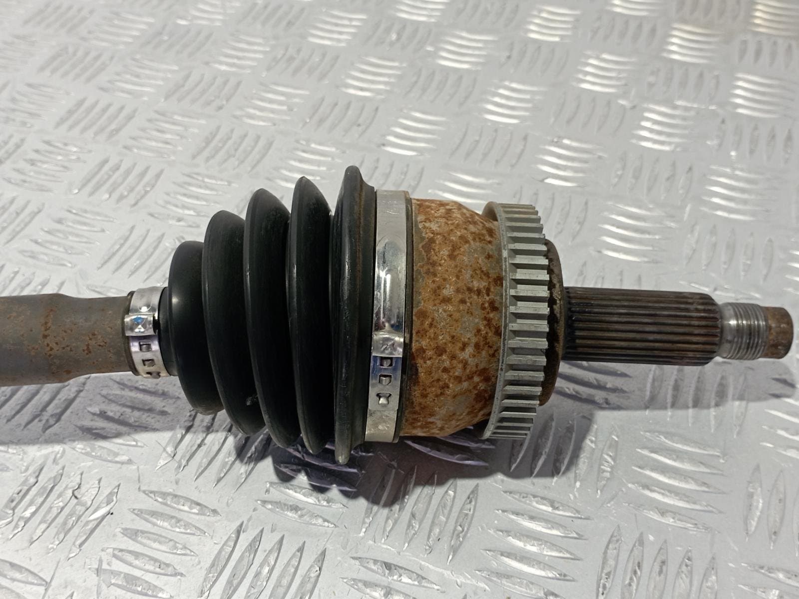 Recambio de TRANSMISION DELANTERA DERECHA para KIA CARENS  1.6 CRDI D4FB referencia OEM IAM B05RGGPQ211AF - NEGRO 2