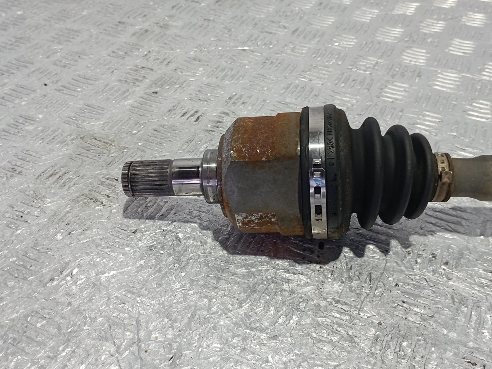Recambio de TRANSMISION DELANTERA DERECHA para KIA CARENS  1.6 CRDI D4FB referencia OEM IAM B05RGGPQ211AF - NEGRO 3