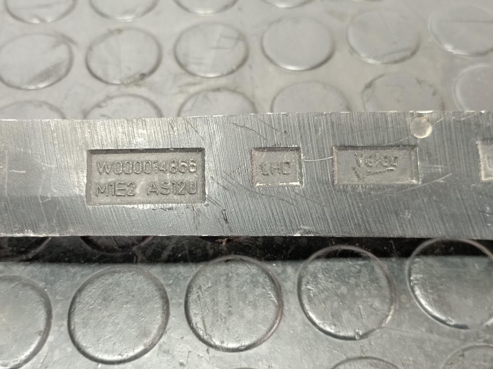 Recambio de BRAZO LIMPIA DELANTERO IZQUIERDO para NISSAN JUKE (F15) 1.6 HR16DE referencia OEM IAM W000014866 - GRIS 3