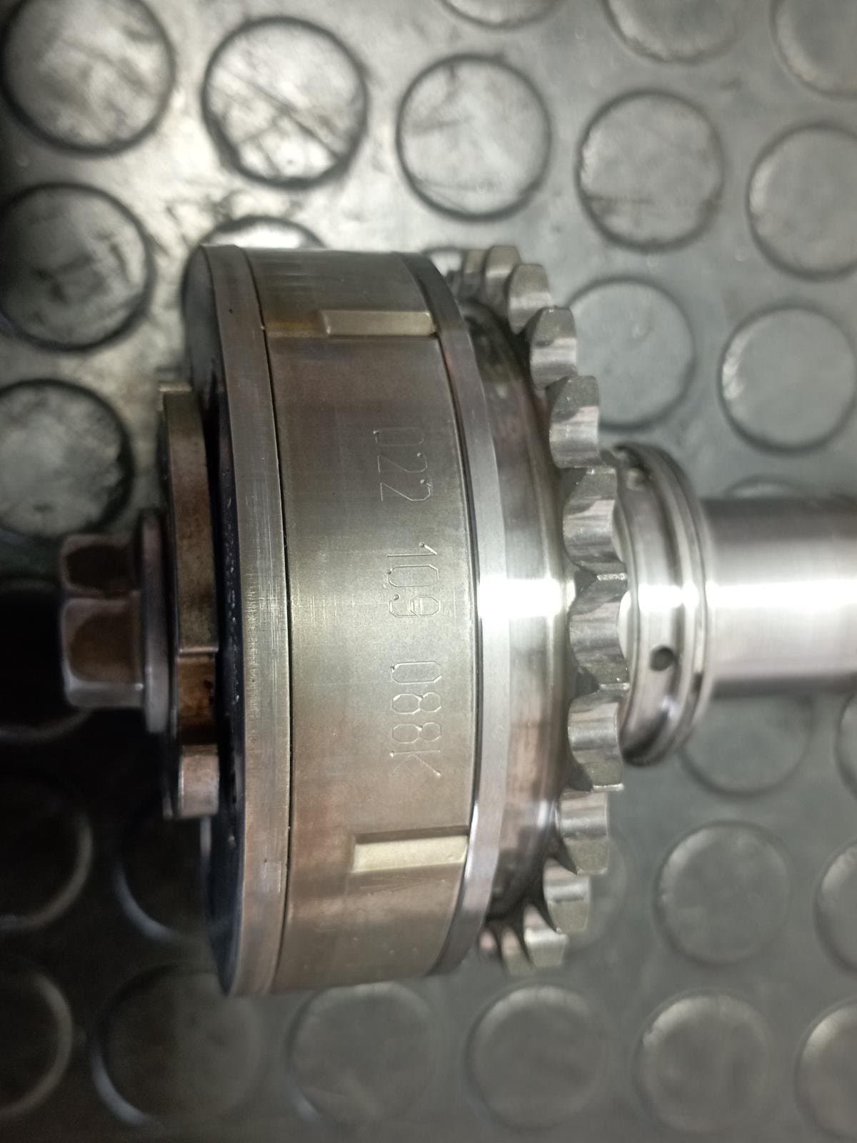 Recambio de ARBOL DE LEVAS para PORSCHE CAYENNE (TYP 9PA) Básico BFD referencia OEM IAM 022109088K - BLANCO 4
