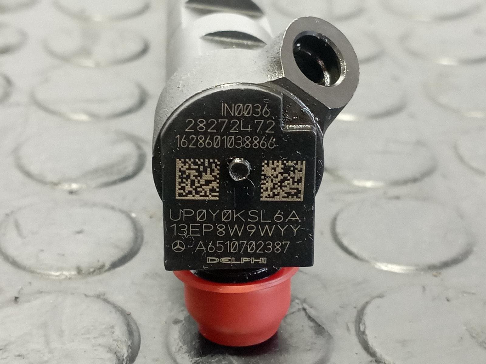 Recambio de INYECTOR para MERCEDES-BENZ CLASE A (W176) 2.2 651930 referencia OEM IAM A6510702387  - BLANCO 3