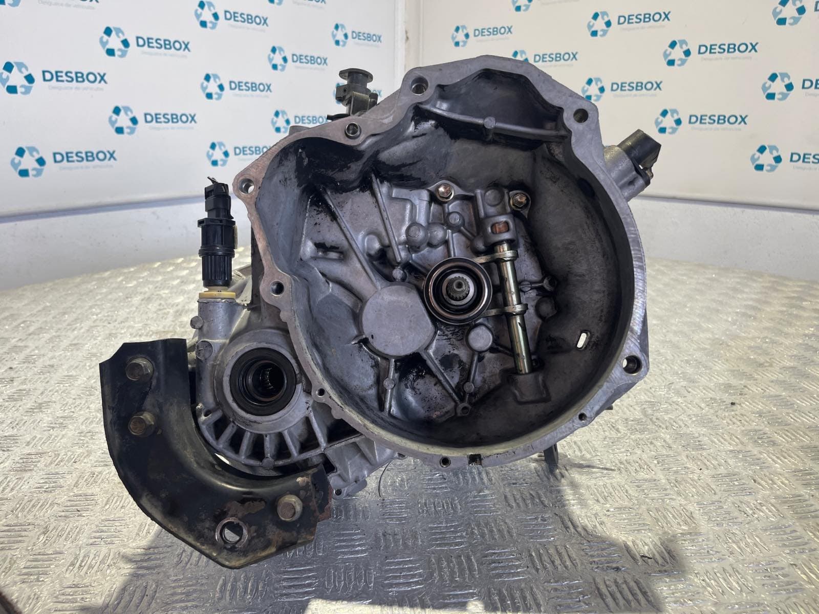 Recambio de CAJA CAMBIOS para DAEWOO KALOS * B12S1 referencia OEM IAM T2 - NEGRO