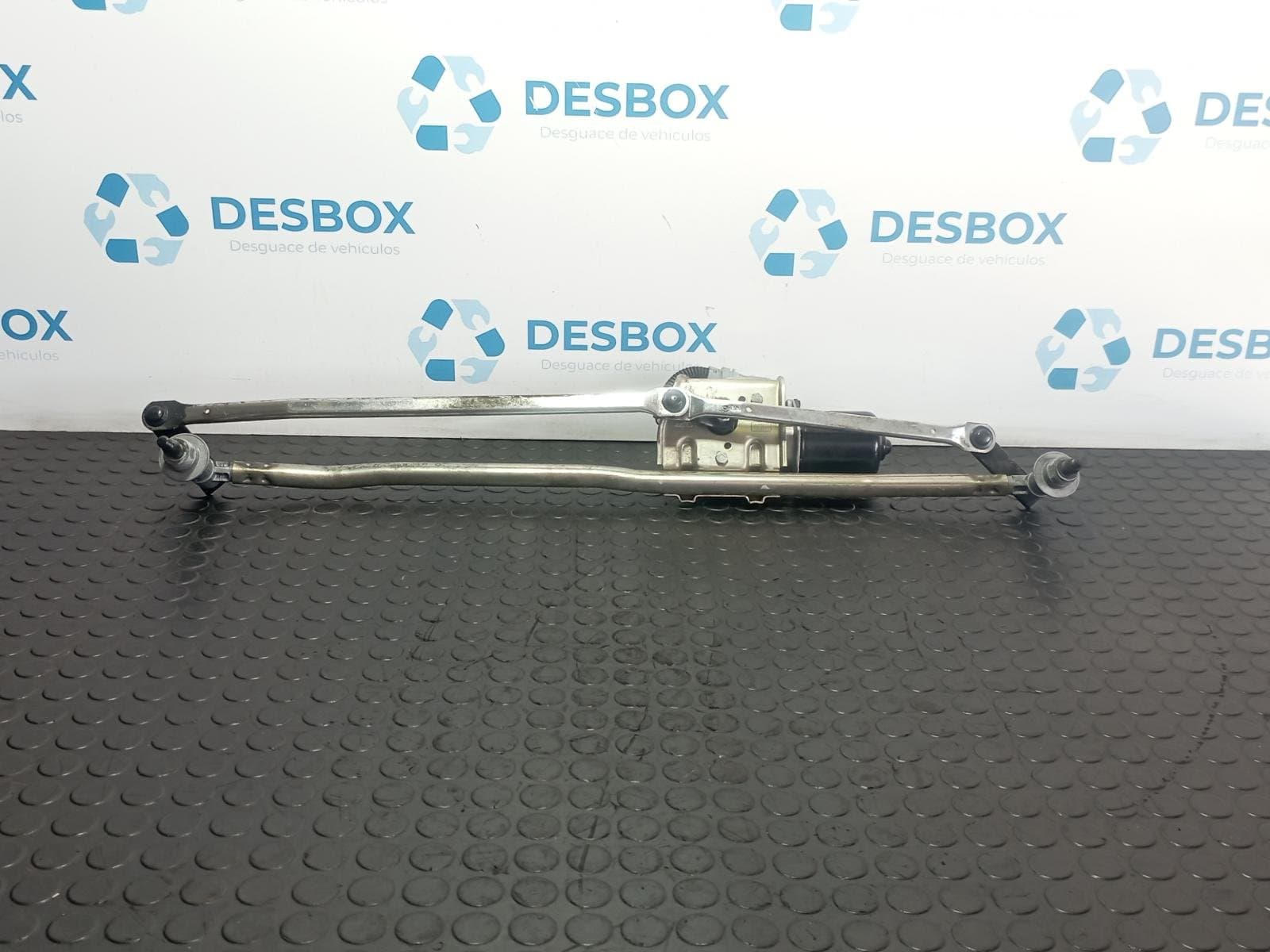 Recambio de MOTOR LIMPIA DELANTERO para IVECO DAILY VI Caja/Chasis 33S15, 35S15, 35C15 F1AFL411C referencia OEM IAM W000051914 - BLANCO