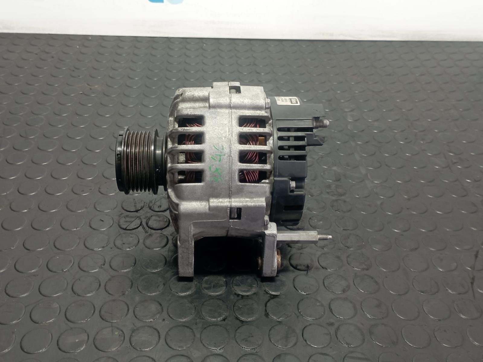 Recambio de ALTERNADOR para SEAT TOLEDO (1M2) Signo ASV referencia OEM IAM 038903023R - GRIS 3
