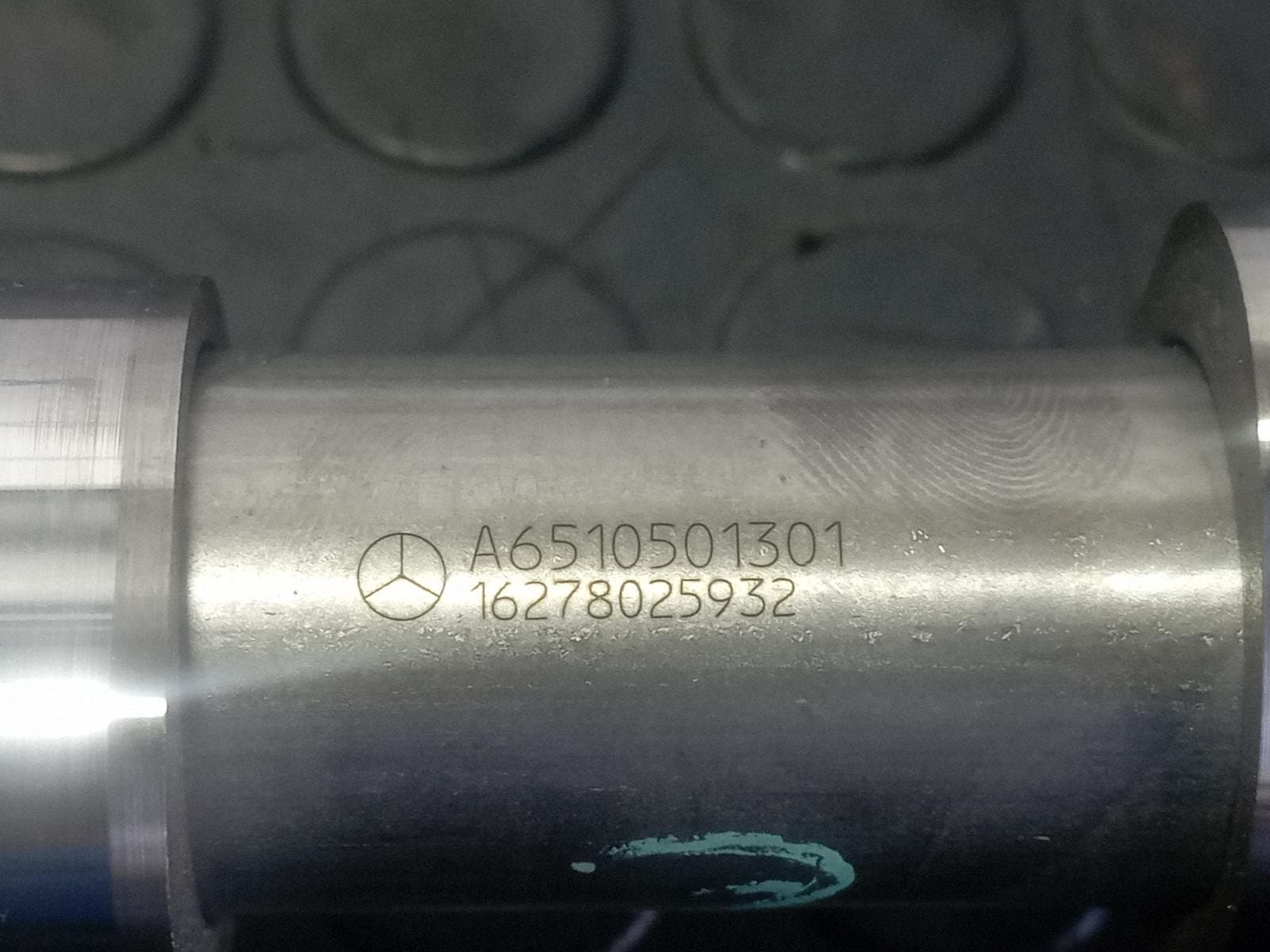 Recambio de ARBOL DE LEVAS para MERCEDES-BENZ CLASE A (W176) 2.2 651930 referencia OEM IAM A6510501301 - BLANCO 4