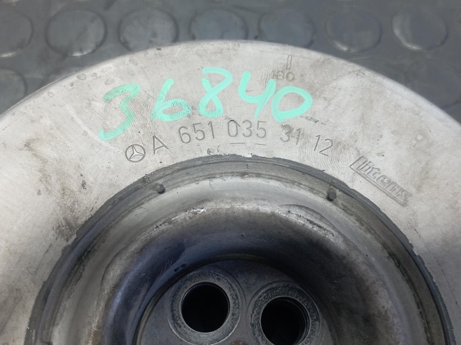 Recambio de POLEA CIGUEÑAL para MERCEDES-BENZ CLASE A (W176) 2.2 651930 referencia OEM IAM A6510353112 - BLANCO 3