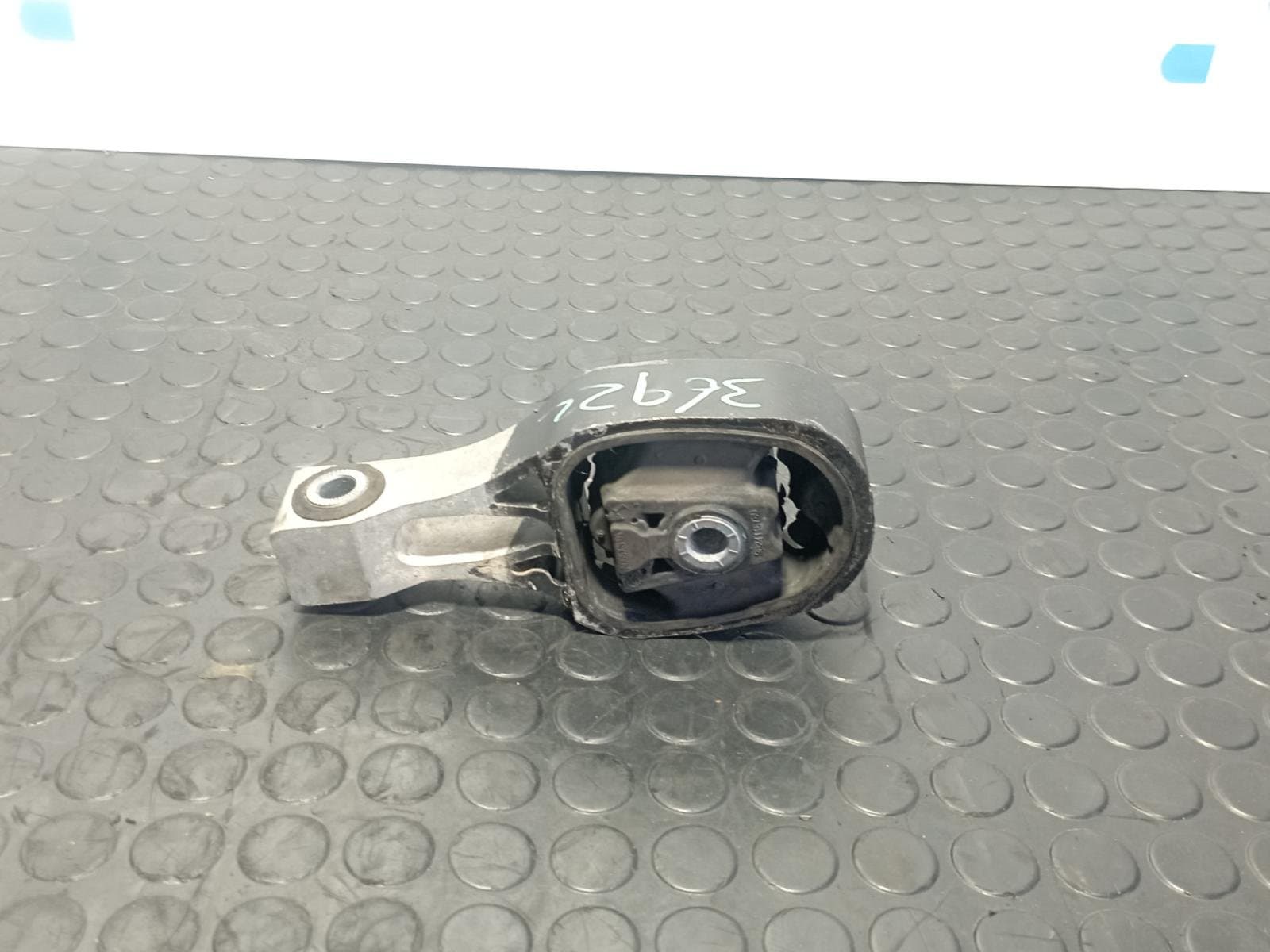 Recambio de SOPORTE MOTOR para PEUGEOT 2008 (--.2013->) 2008 ACTIVE PURETECH HN05 referencia OEM IAM 9824116780 - BLANCO 2