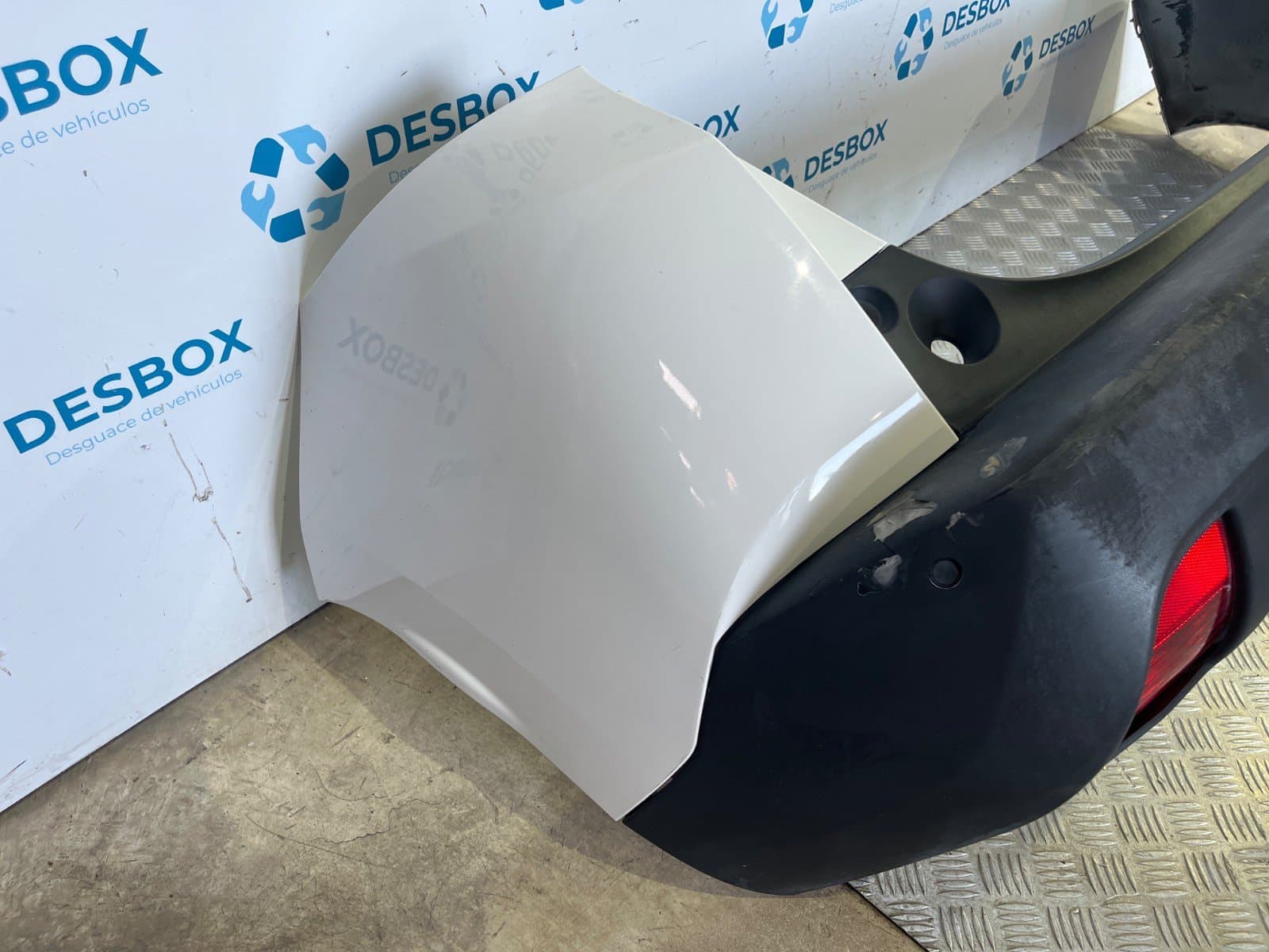 Recambio de PARAGOLPES TRASERO para PEUGEOT 2008 I 5FS(EP6C) - BLANCO 4