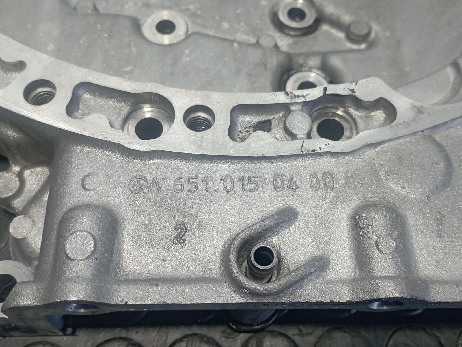 Recambio de TAPA DISTRIBUCION para MERCEDES-BENZ CLASE A (W176) 2.2 651930 referencia OEM IAM A6510150400 - BLANCO 2