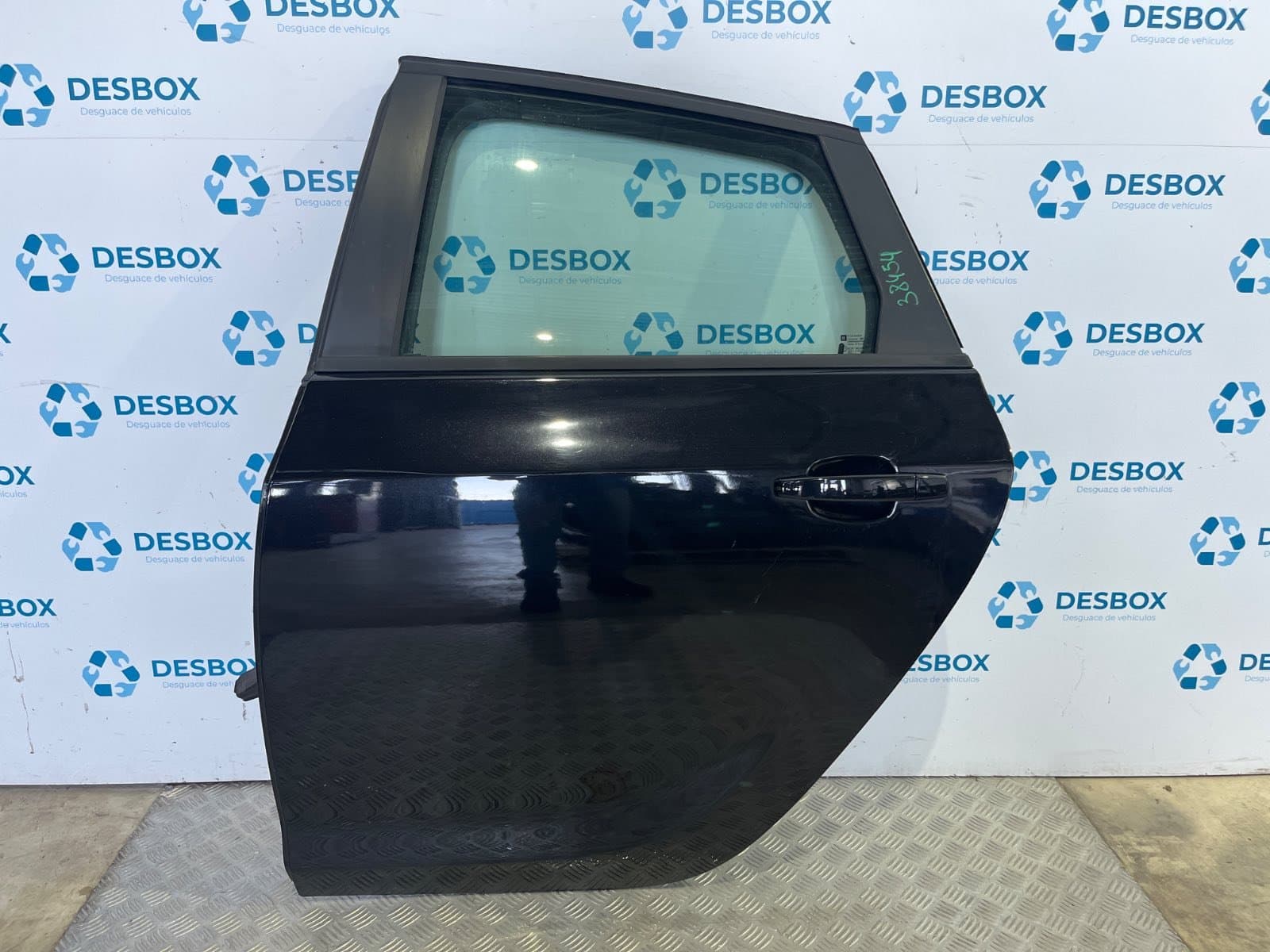 Recambio de PUERTA TRASERA IZQUIERDA para OPEL ASTRA J LIM. * D-A17DTR - NEGRO