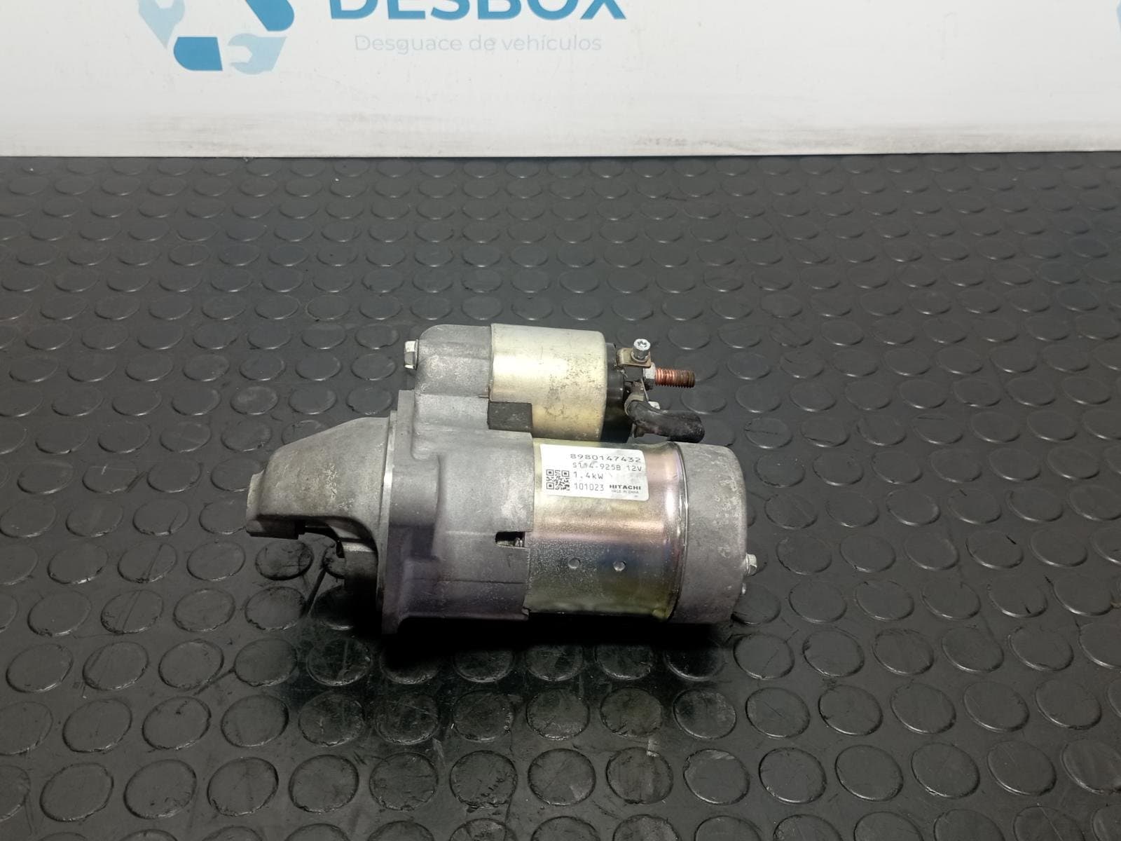 Recambio de MOTOR ARRANQUE para OPEL ASTRA J LIM. * D-A17DTR referencia OEM IAM 8980147432 - NEGRO
