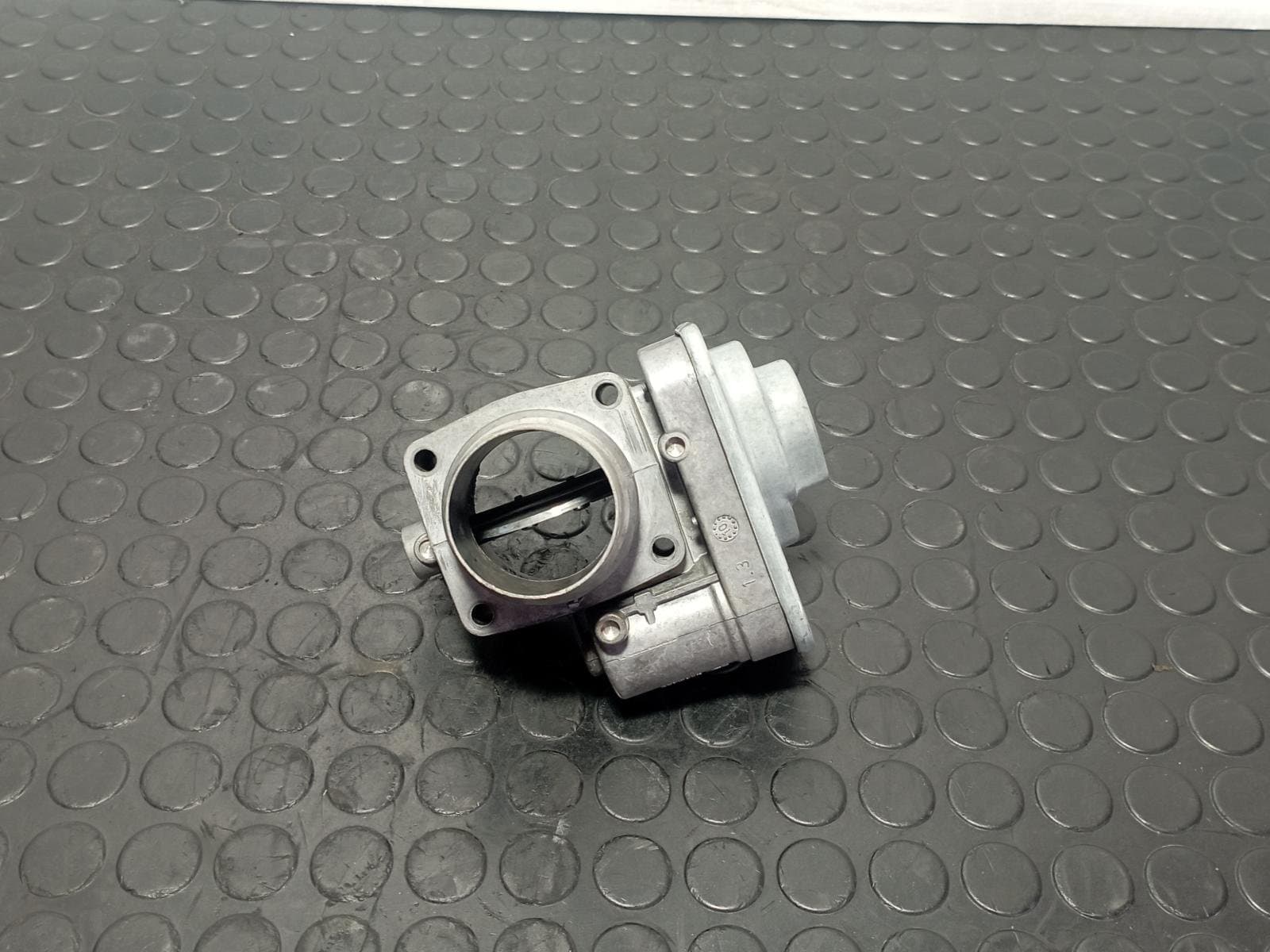 Recambio de CAJA MARIPOSA para OPEL ASTRA J LIM. * D-A17DTR referencia OEM IAM 8981052101 - NEGRO 3