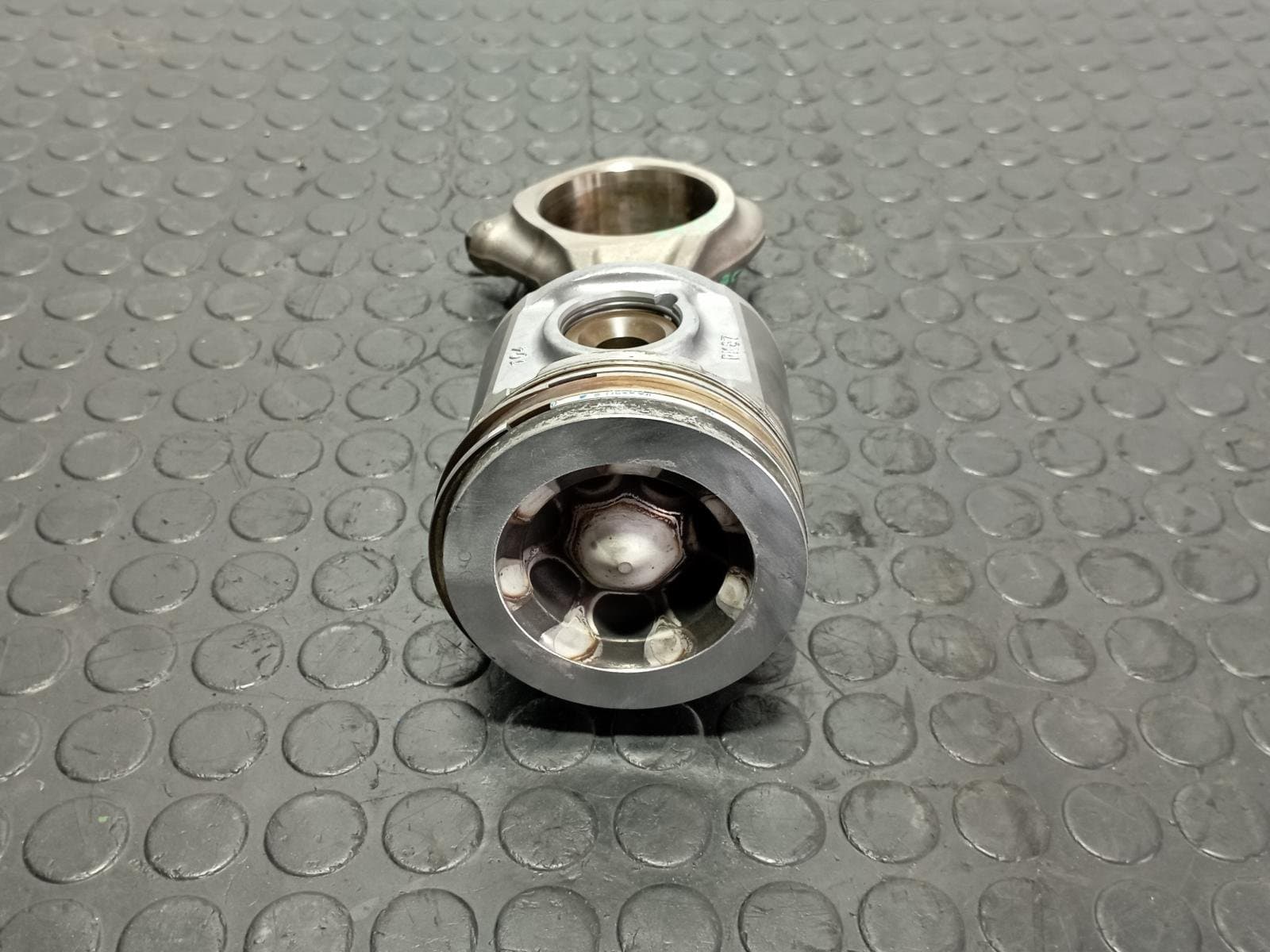 Recambio de PISTON para IVECO DAILY VI Caja/Chasis 33S15, 35S15, 35C15 F1AFL411C referencia OEM IAM 500054823 - BLANCO