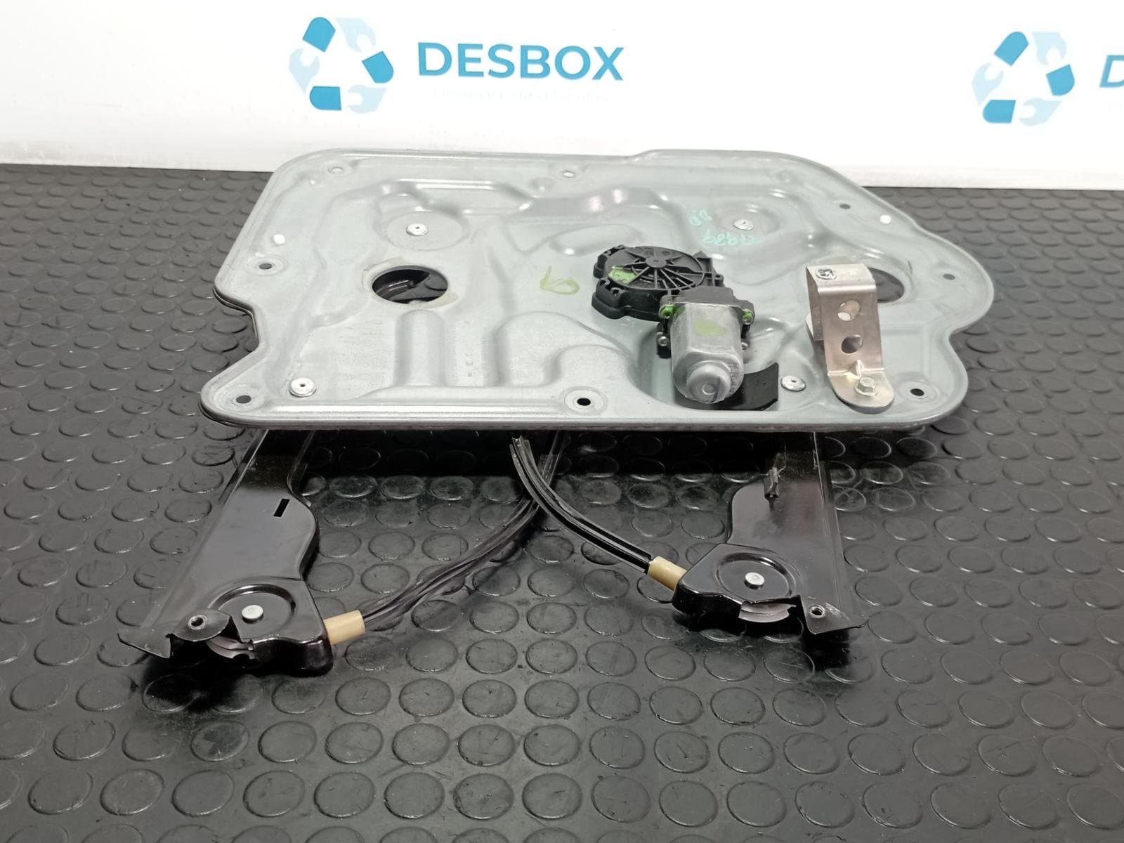 Recambio de ELEVALUNAS DELANTERO DERECHO para NISSAN QASHQAI (J10) 1.5 DCI K9K referencia OEM IAM 80770JD00A  - NEGRO