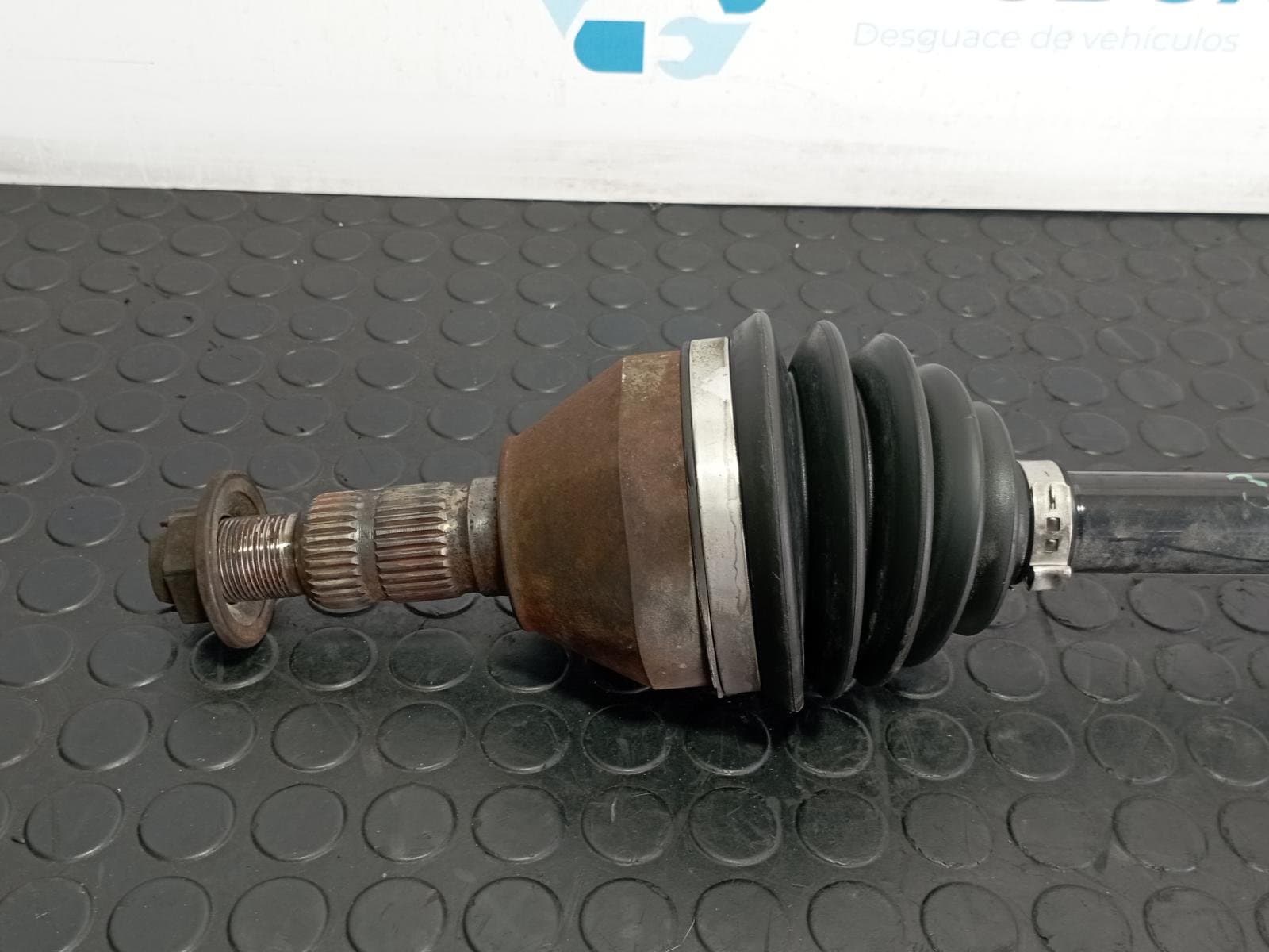 Recambio de TRANSMISION DELANTERA IZQUIERDA para OPEL ASTRA J LIM. * D-A17DTR referencia OEM IAM 13250834 - NEGRO 3