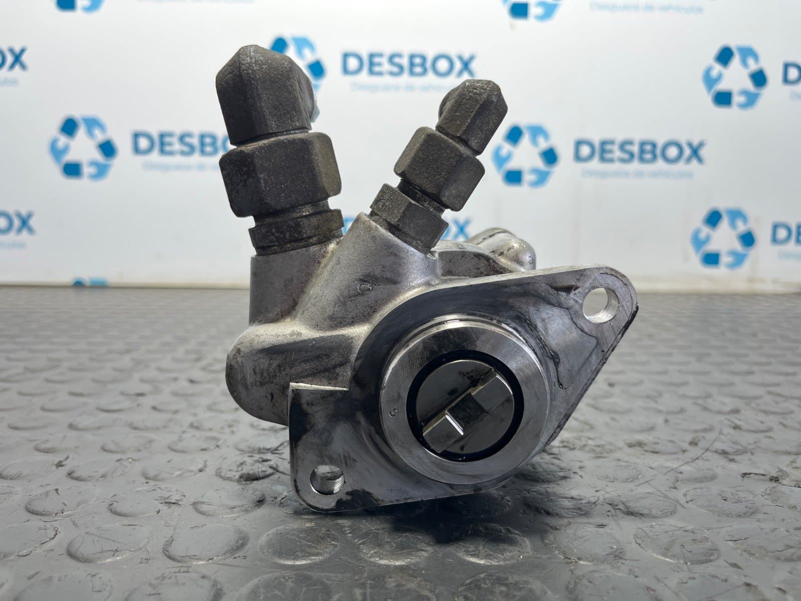 Recambio de BOMBA DIRECCION para RENAULT 42AEA10 18008B DCI4CJ01 referencia OEM IAM 5010557602 - BLANCO
