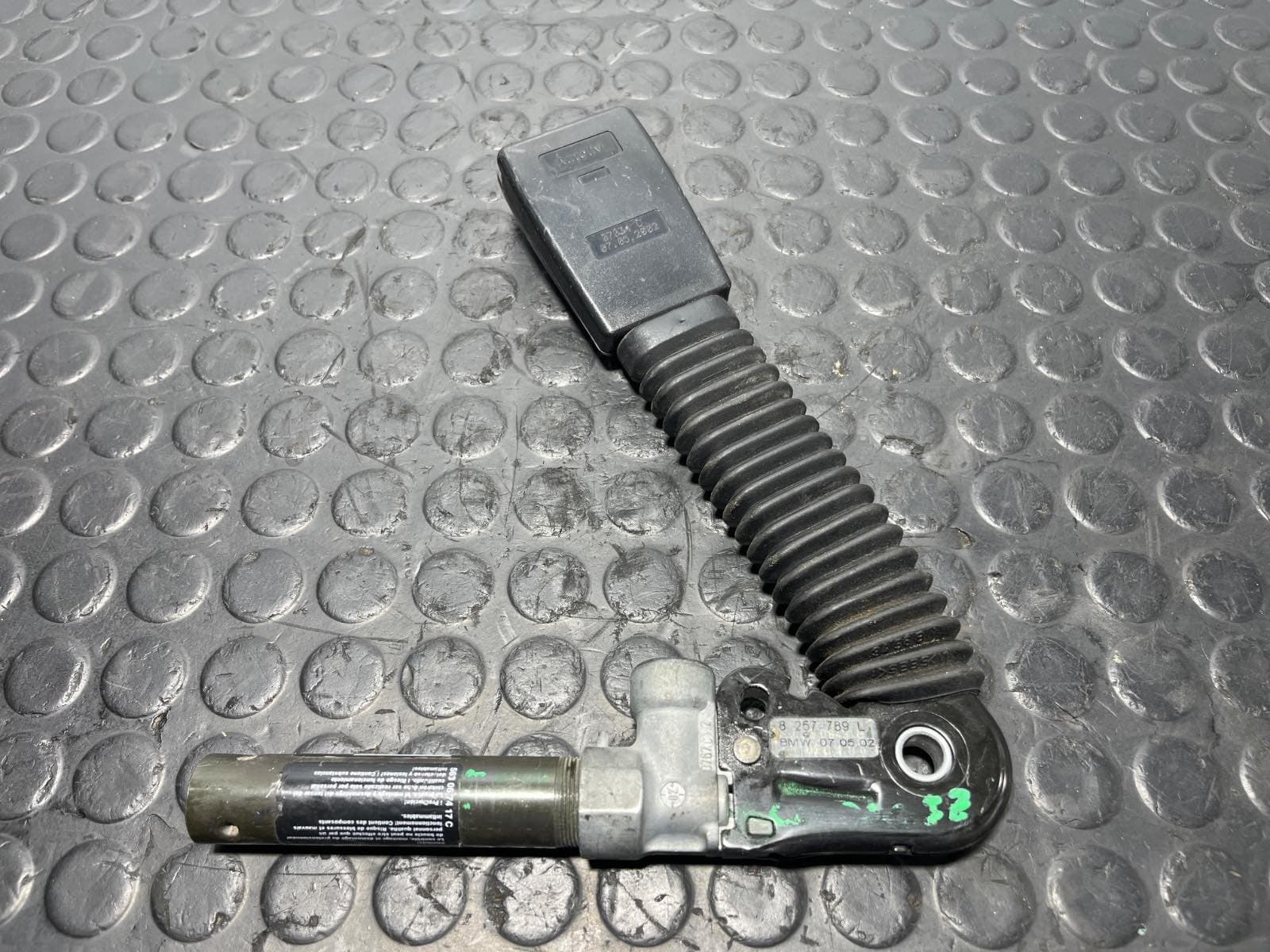 Recambio de PRETENSOR AIRBAG IZQUIERDO para BMW SERIE 3 COMPACT (E46) N46B20A referencia OEM IAM 8257789L 4