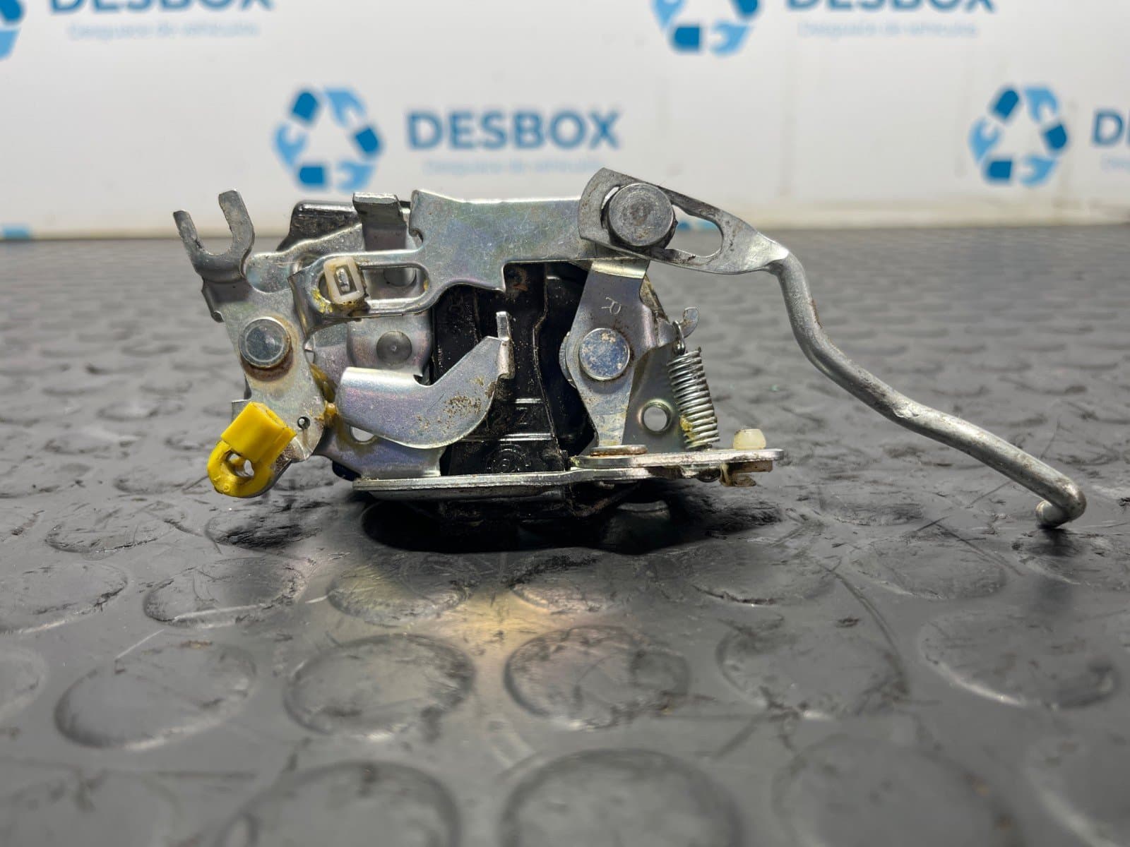 Recambio de CERRADURA PUERTA DELANTERA DERECHA para PIAGGIO (VESPA) PORTER Caja/Chasis ELECTRIC 96V - BLANCO