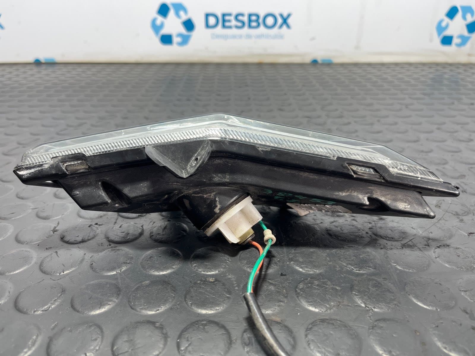 Recambio de PILOTO TRASERO IZQUIERDO para WOTTAN STORM SY125T 1P52QMI referencia OEM IAM 50R007619 - BLANCO 2