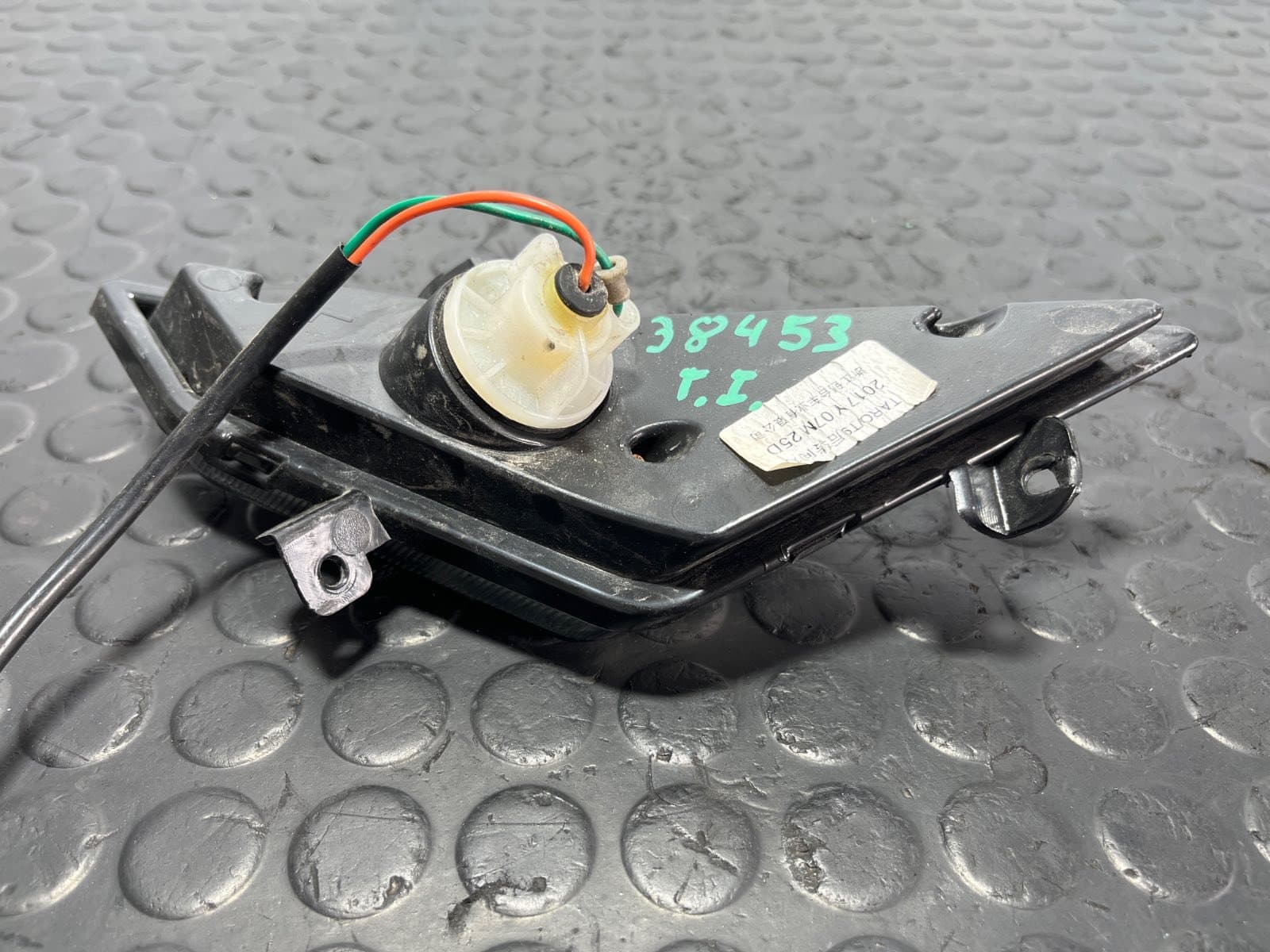 Recambio de PILOTO TRASERO IZQUIERDO para WOTTAN STORM SY125T 1P52QMI referencia OEM IAM 50R007619 - BLANCO 3