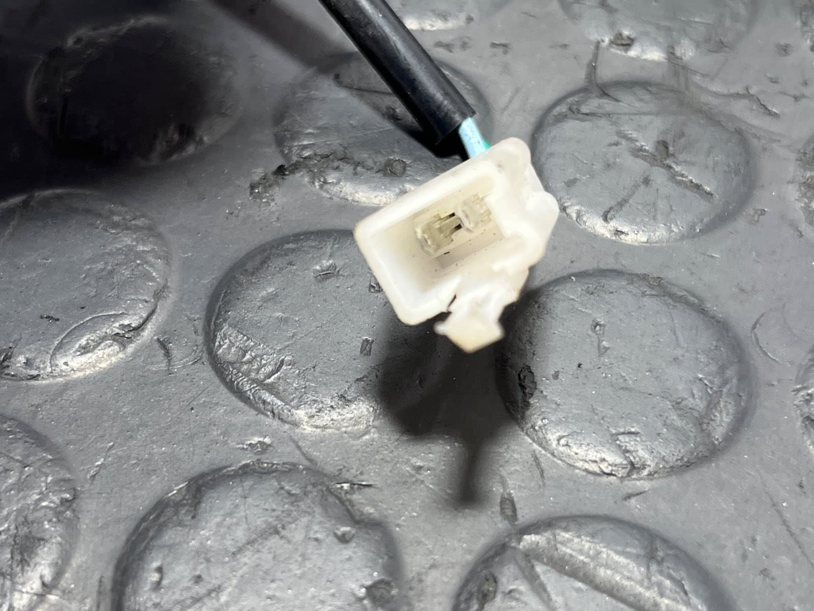 Recambio de PILOTO DELANTERO DERECHO para WOTTAN STORM SY125T 1P52QMI referencia OEM IAM A046863 - BLANCO 3