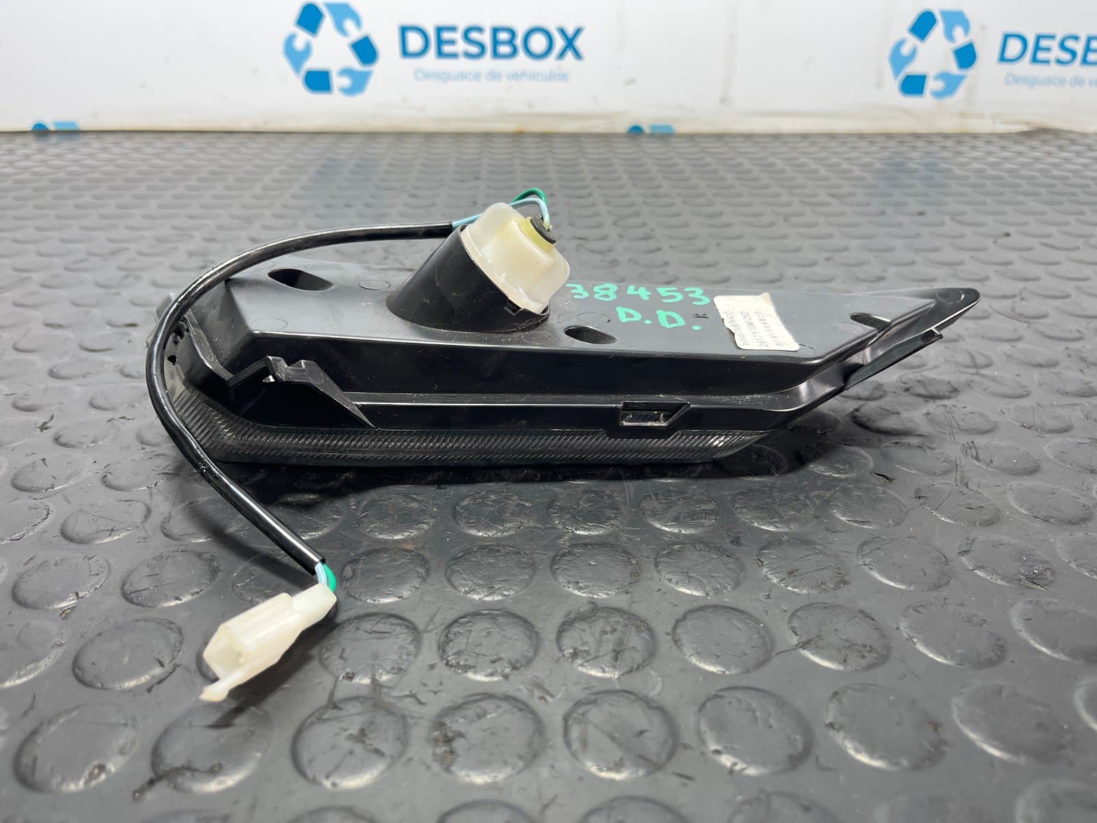 Recambio de PILOTO DELANTERO DERECHO para WOTTAN STORM SY125T 1P52QMI referencia OEM IAM A046863 - BLANCO 4