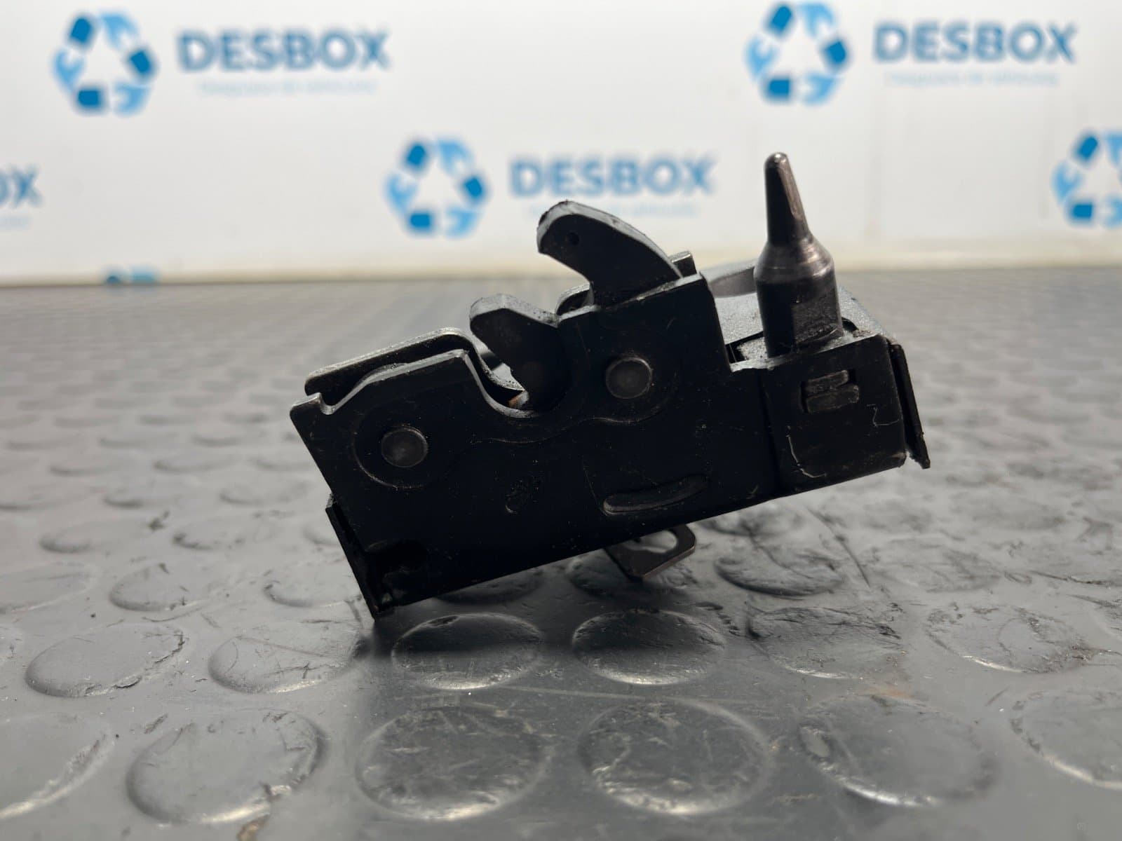 Recambio de CERRADURA PUERTA TRASERA DERECHA para RENAULT TRAFIC II Furgoneta 1.9 DCI 100 (FL0C, FL0K, FL0B) F9Q760 - BLANCO 3