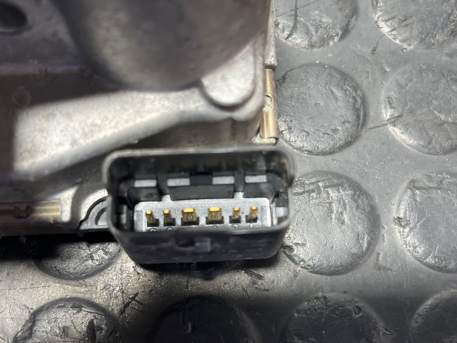 Recambio de CAJA MARIPOSA para PEUGEOT 206 CC 1.6 NFU referencia OEM IAM 0280750085 - GRIS 5