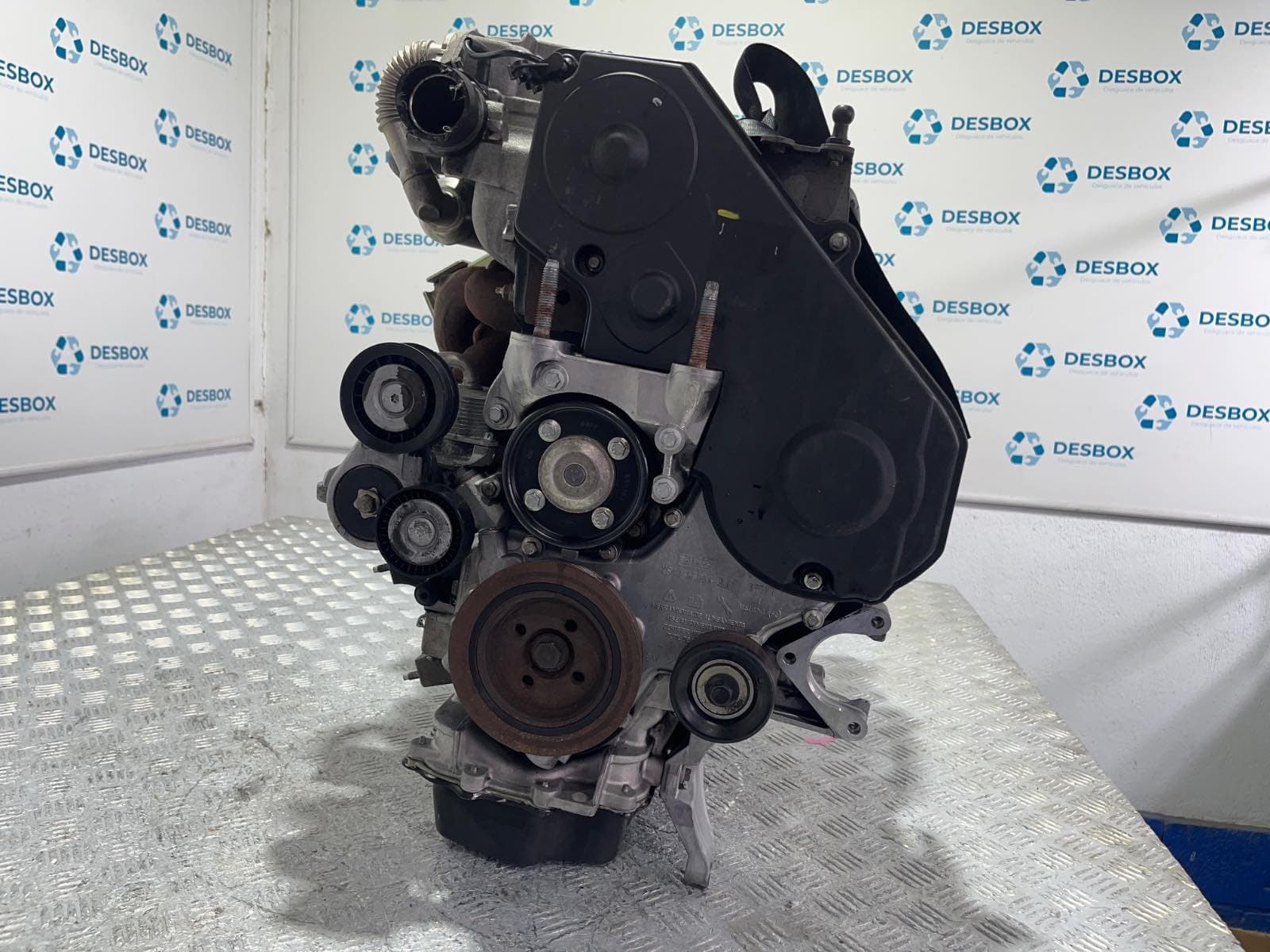 Recambio de MOTOR para FORD FOCUS BERLINA (CAP) 1.8 TDCI KKDA referencia OEM IAM KKDA - NEGRO