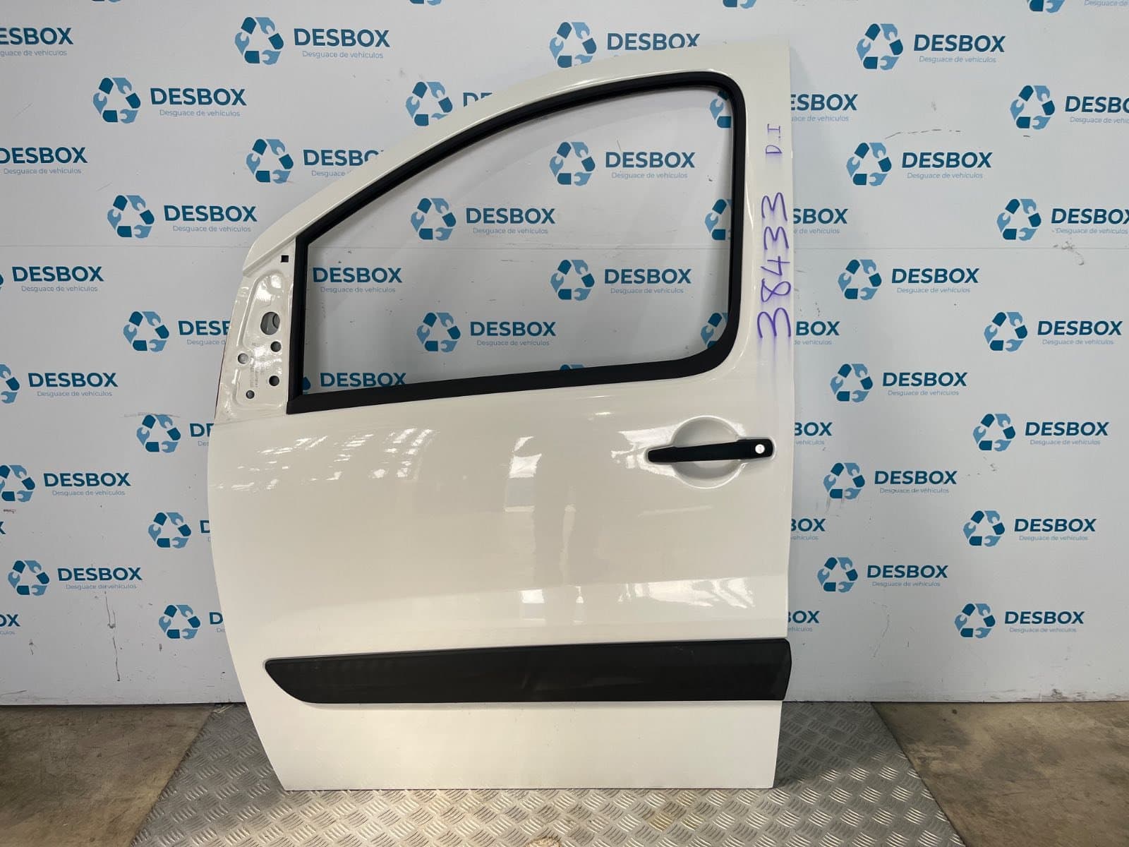 Recambio de PUERTA DELANTERA IZQUIERDA para PEUGEOT EXPERT TEPEE 2.0 HDi 120 RHK(DW10UTED4) - BLANCO