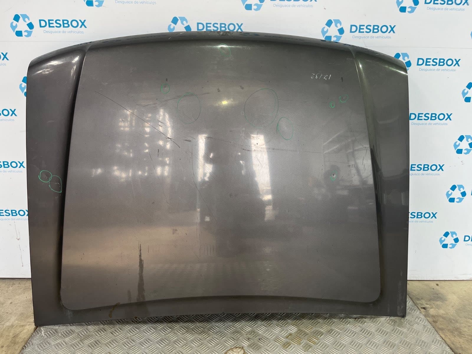 Recambio de CAPO para FORD EXPLORER 4.0 V6 CAT XS         referencia OEM IAM    - GRIS