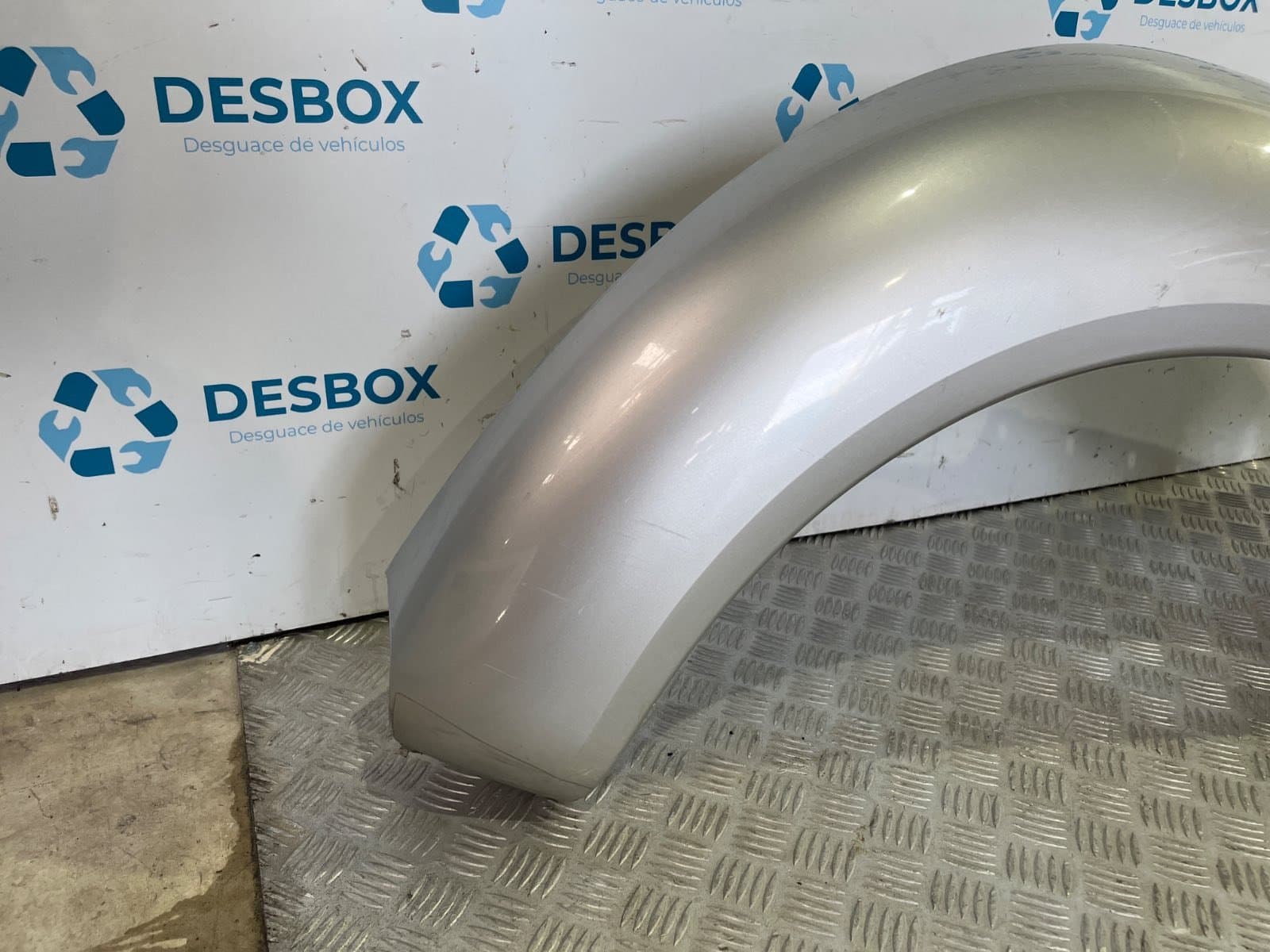 Recambio de ALETA DELANTERA DERECHA para VOLKSWAGEN NEW BEETLE CABRIOLET (1Y7) 1.6 AWH - GRIS 3