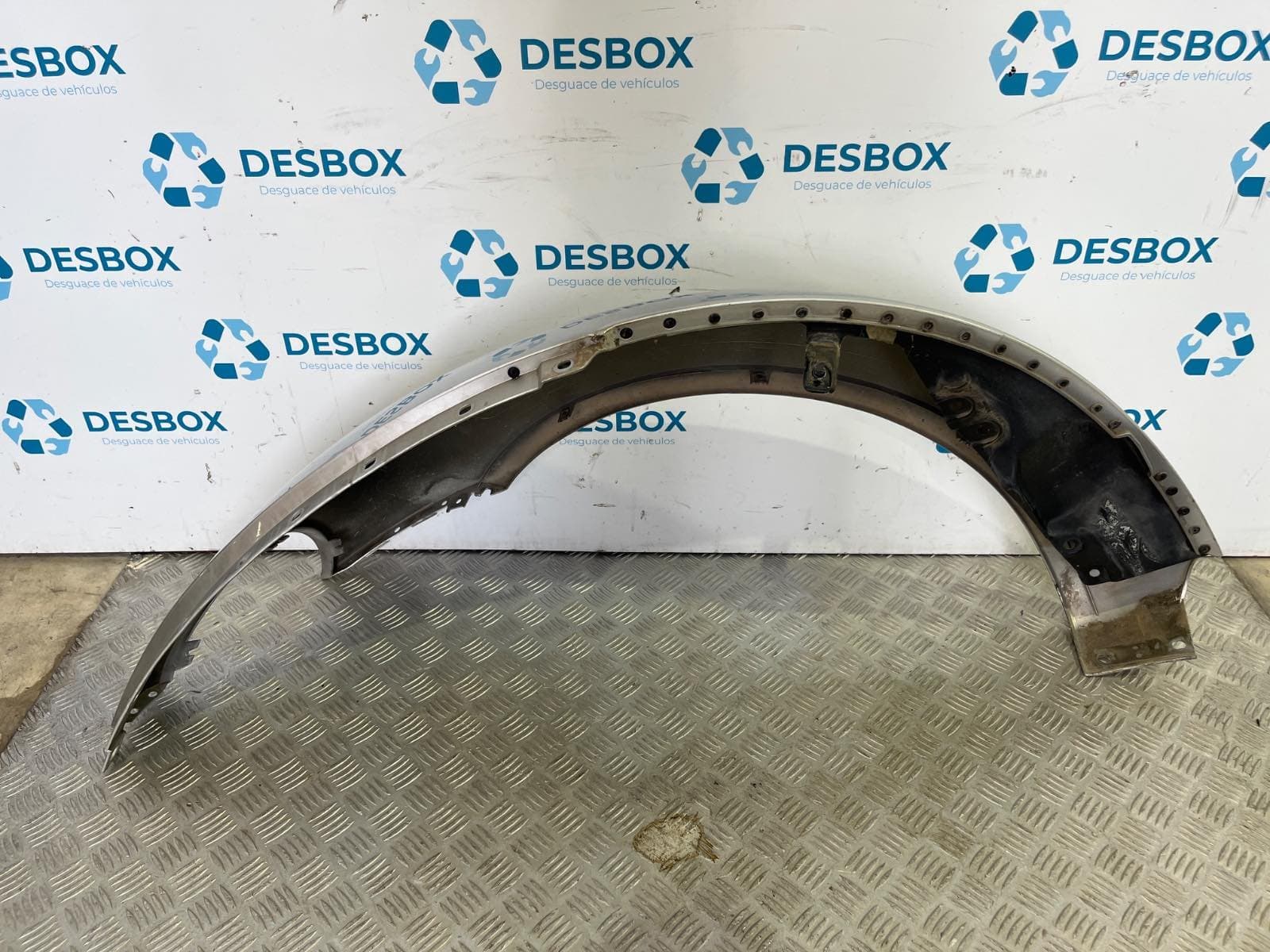 Recambio de ALETA DELANTERA DERECHA para VOLKSWAGEN NEW BEETLE CABRIOLET (1Y7) 1.6 AWH - GRIS 4
