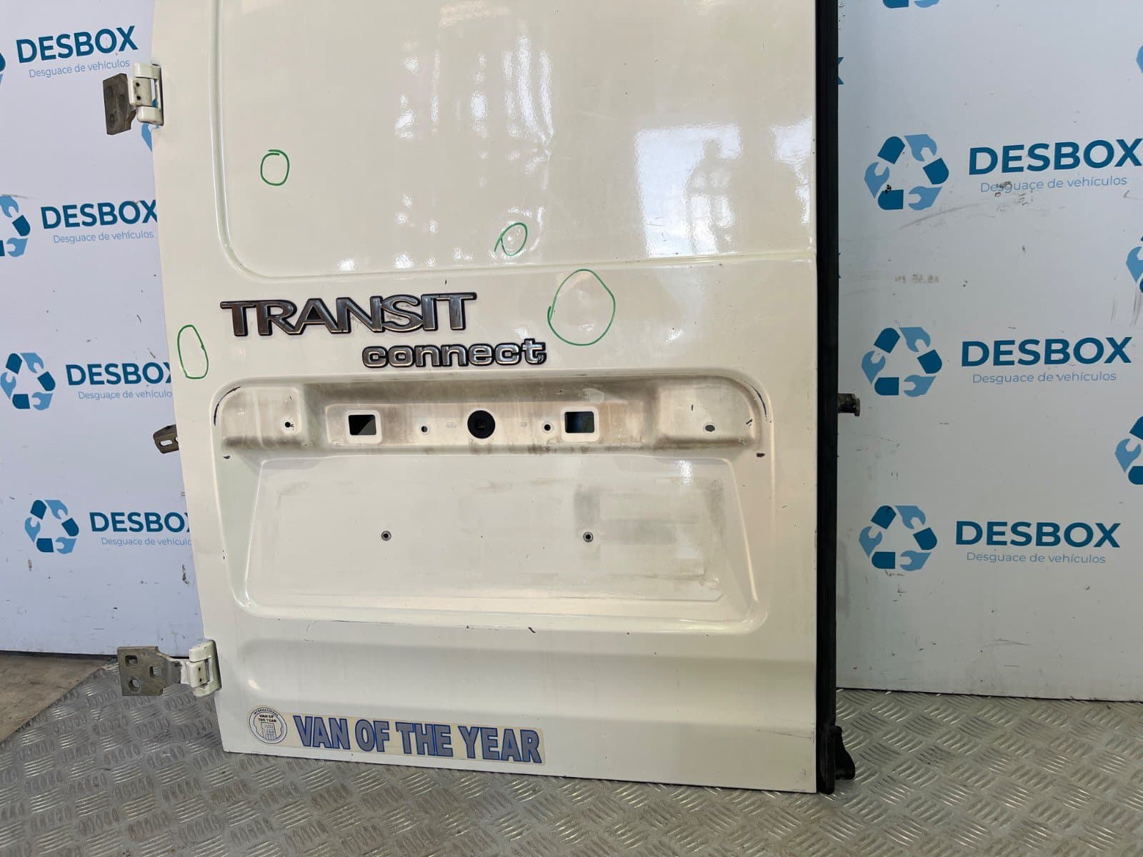 Recambio de PORTON TRASERO IZQUIERDO para FORD TRANSIT CONNECT (TC7) 1.8 TDCi CAT HCPA referencia OEM IAM    - BLANCO 5