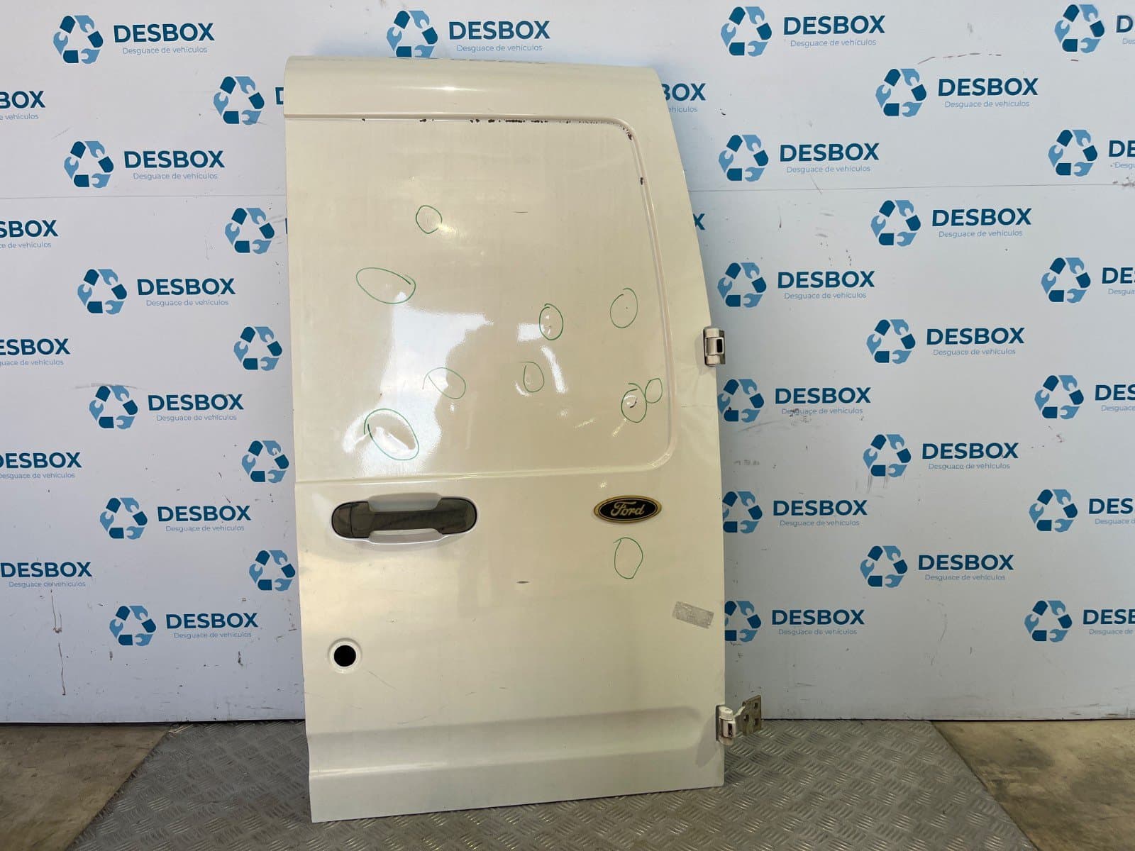 Recambio de PORTON TRASERO DERECHO para FORD TRANSIT CONNECT (TC7) 1.8 TDCi CAT HCPA referencia OEM IAM    - BLANCO