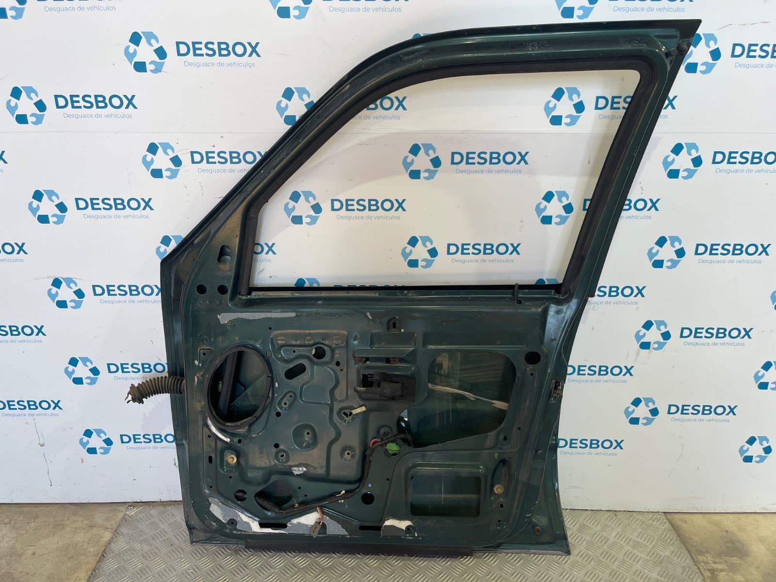 Recambio de PUERTA DELANTERA DERECHA para FORD EXPLORER 2