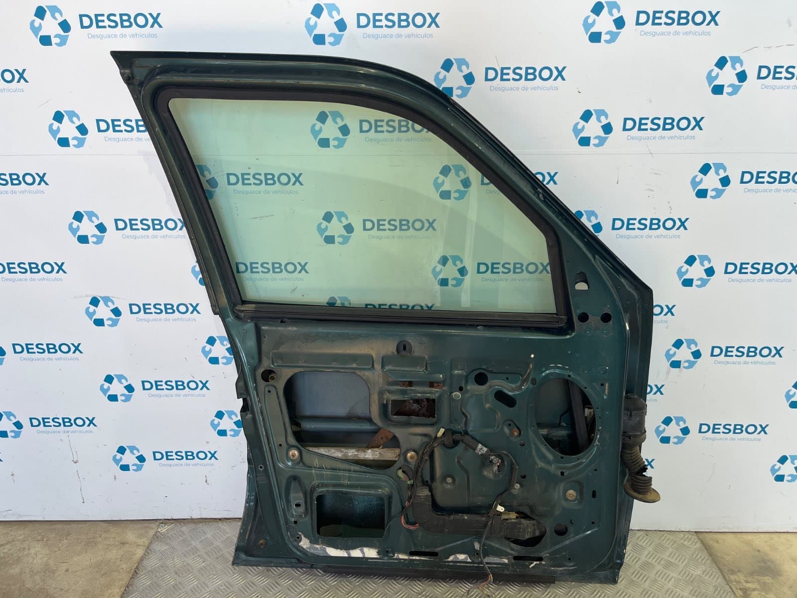 Recambio de PUERTA DELANTERA IZQUIERDA para FORD EXPLORER 5
