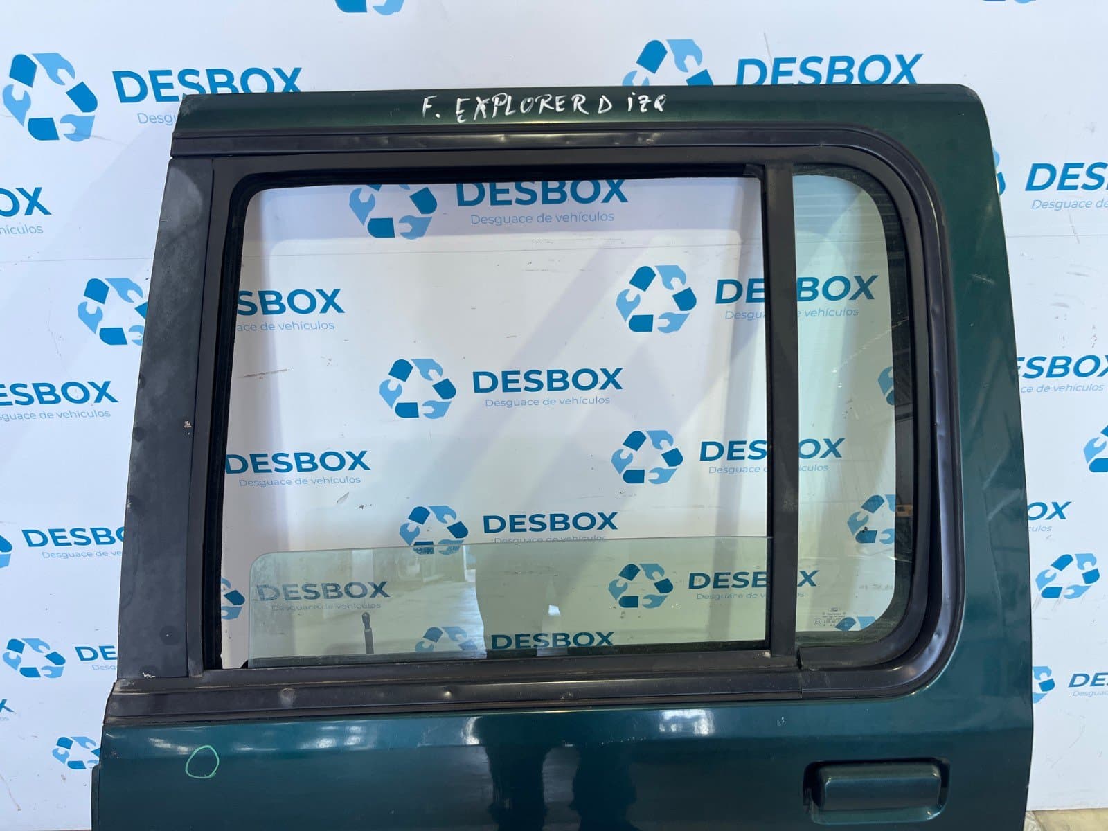 Recambio de PUERTA TRASERA IZQUIERDA para FORD EXPLORER 4