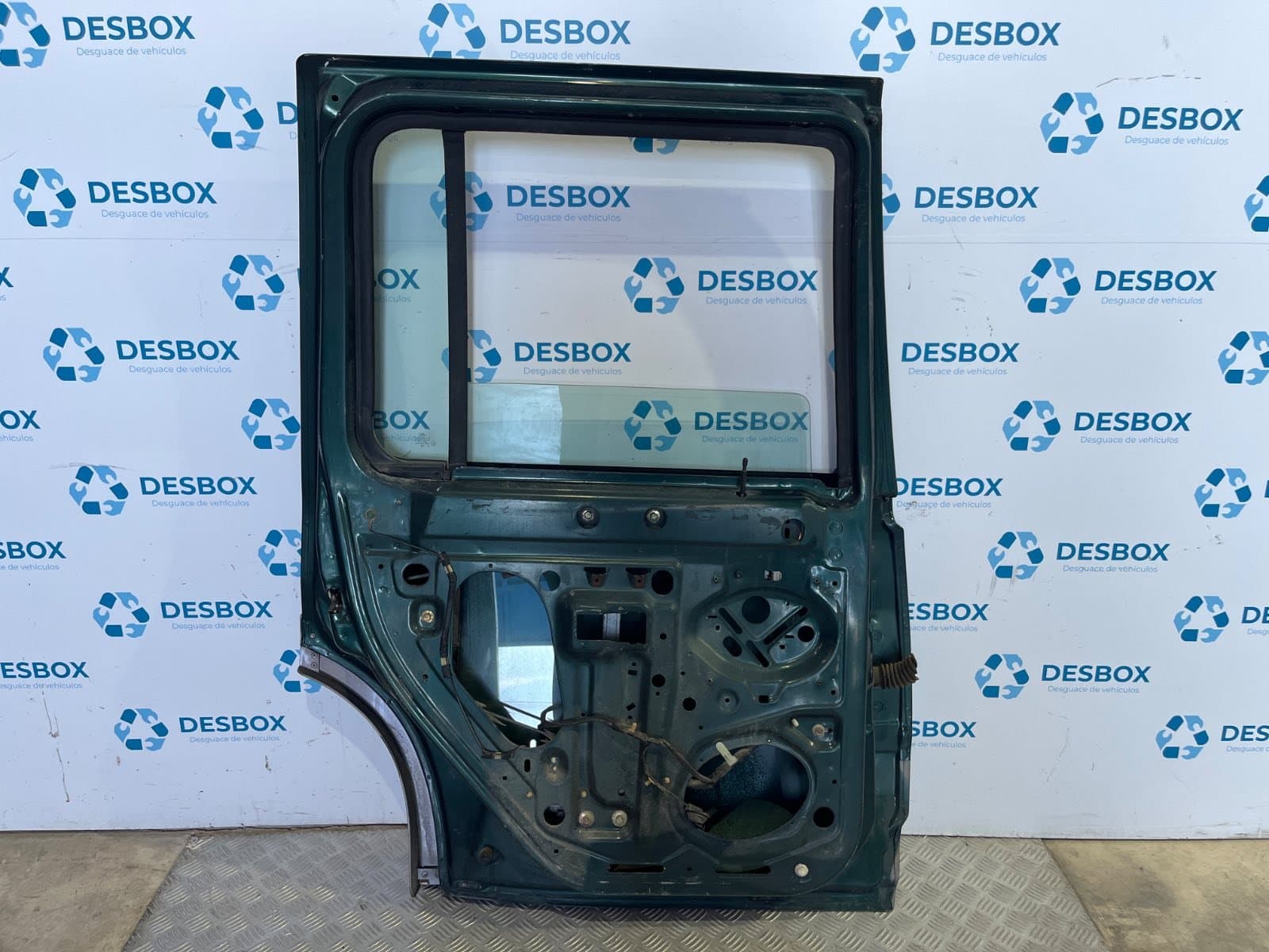 Recambio de PUERTA TRASERA IZQUIERDA para FORD EXPLORER 6