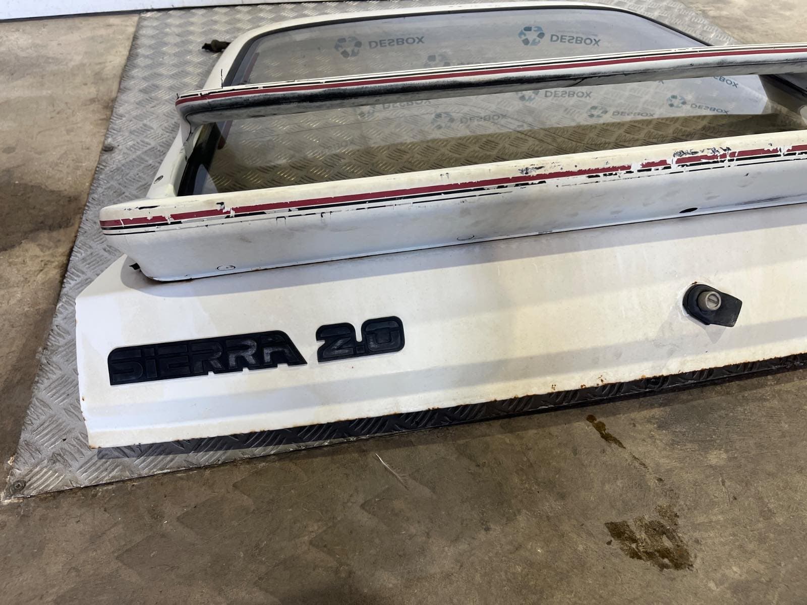 Recambio de PORTON TRASERO para FORD SIERRA BERLINA 7