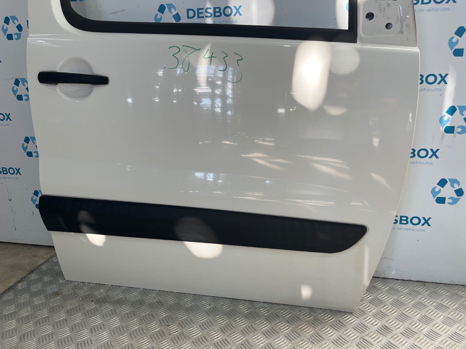 Recambio de PUERTA DELANTERA DERECHA para PEUGEOT EXPERT TEPEE 2.0 HDi 120 RHK(DW10UTED4) - BLANCO 3