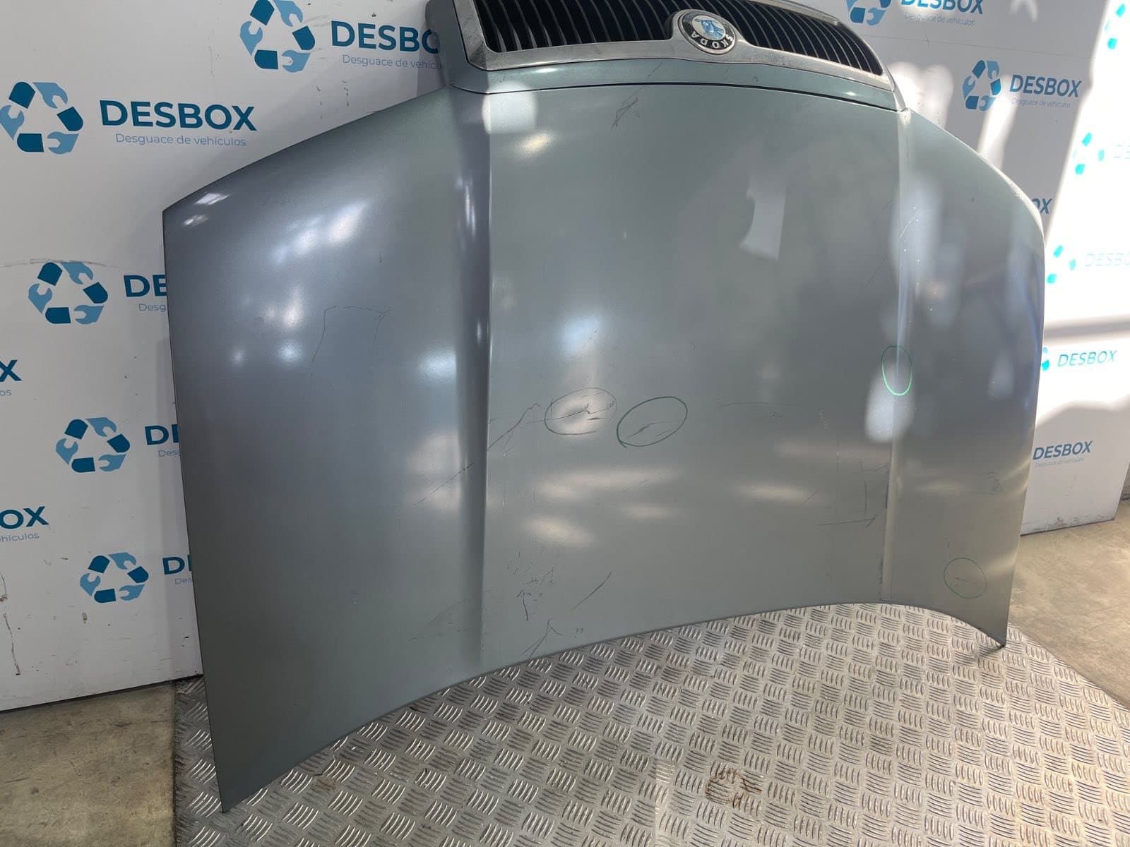 Recambio de CAPO para SKODA FABIA (6Y2/6Y3) 1.4 AZF        referencia OEM IAM 6Y0823031   - GRIS 3