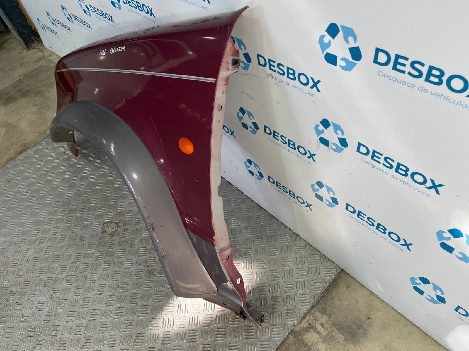Recambio de ALETA DELANTERA IZQUIERDA para FORD EXPLORER 2