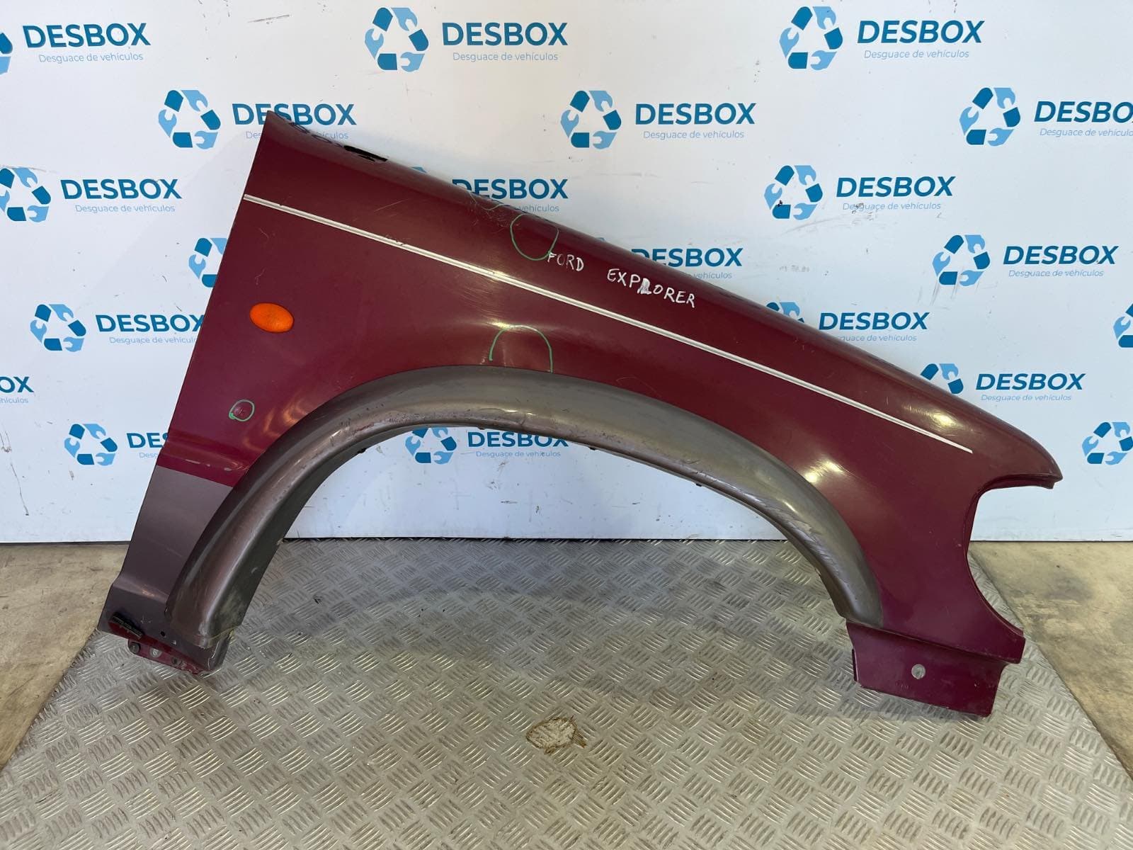 Recambio de ALETA DELANTERA DERECHA para FORD EXPLORER