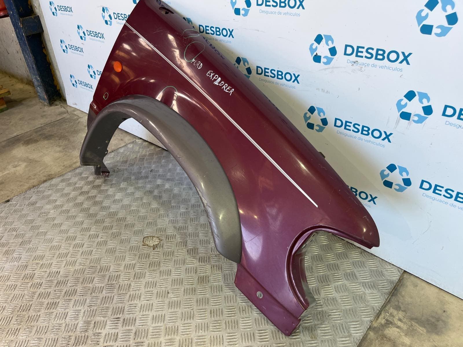 Recambio de ALETA DELANTERA DERECHA para FORD EXPLORER 2